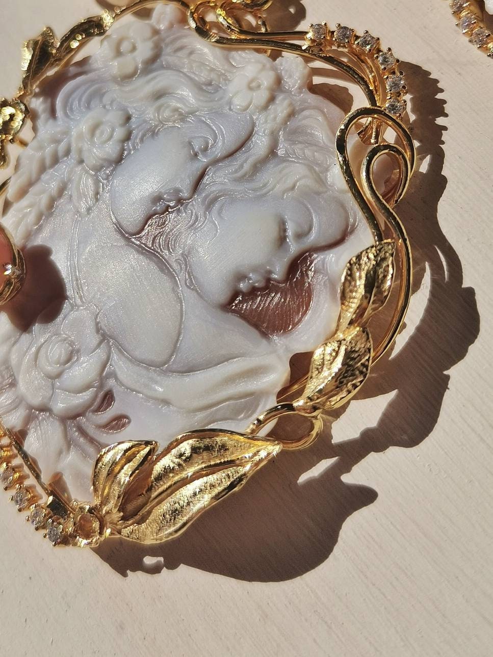Genuine cameo necklace, Freshwater pearls, sea shell handmade cameo necklace, silver sterling 925, custom gift for her, wedding anniversary