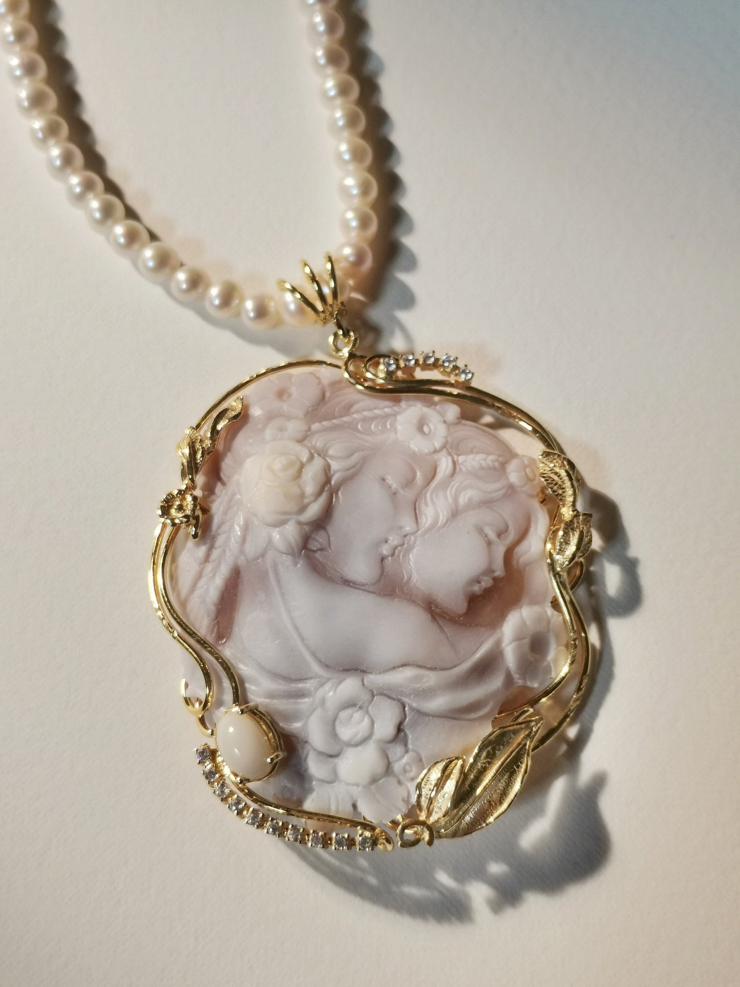 Genuine cameo necklace, Freshwater pearls, sea shell handmade cameo necklace, silver sterling 925, custom gift for her, wedding anniversary