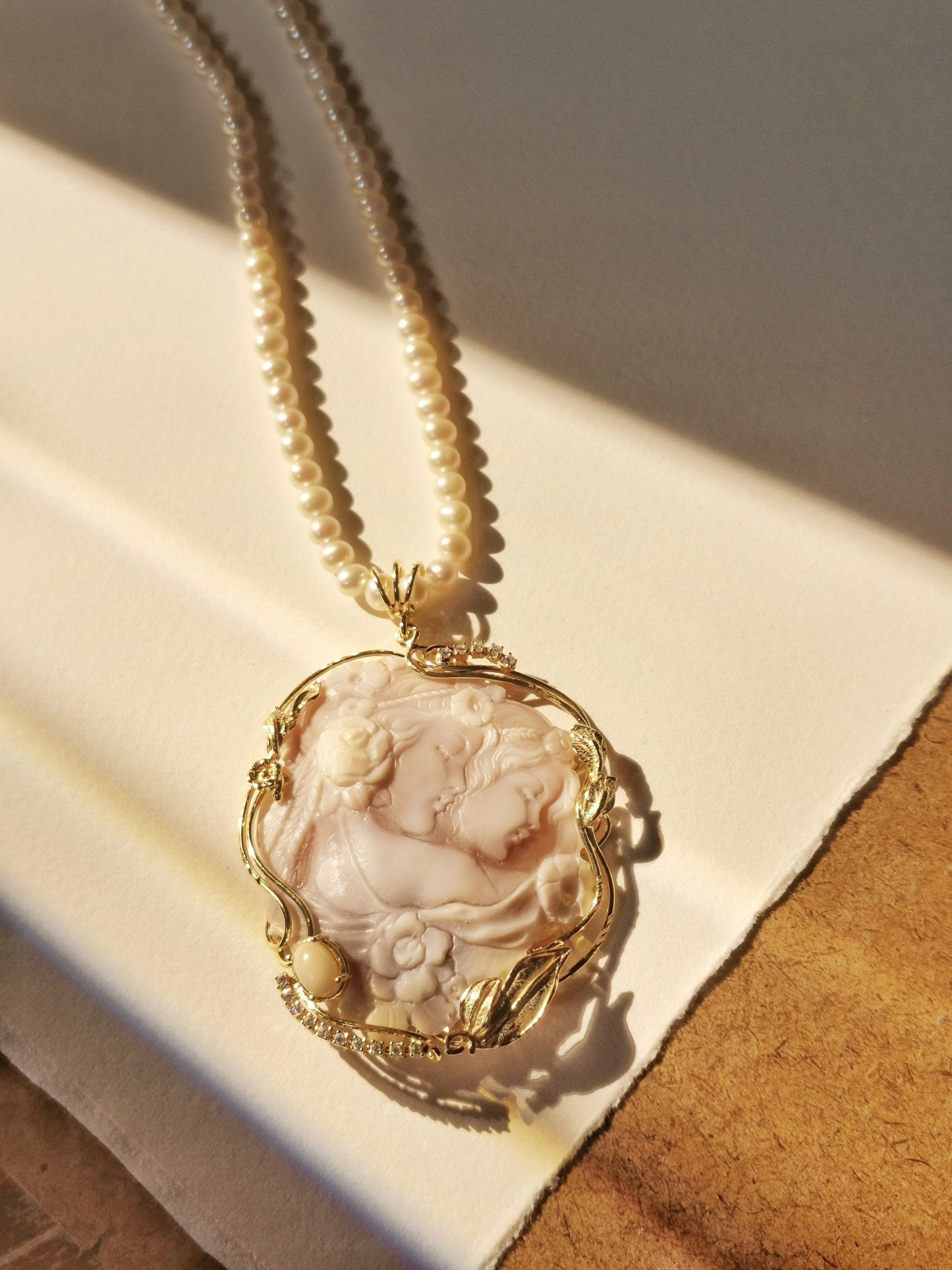 Genuine cameo necklace, Freshwater pearls, sea shell handmade cameo necklace, silver sterling 925, custom gift for her, wedding anniversary