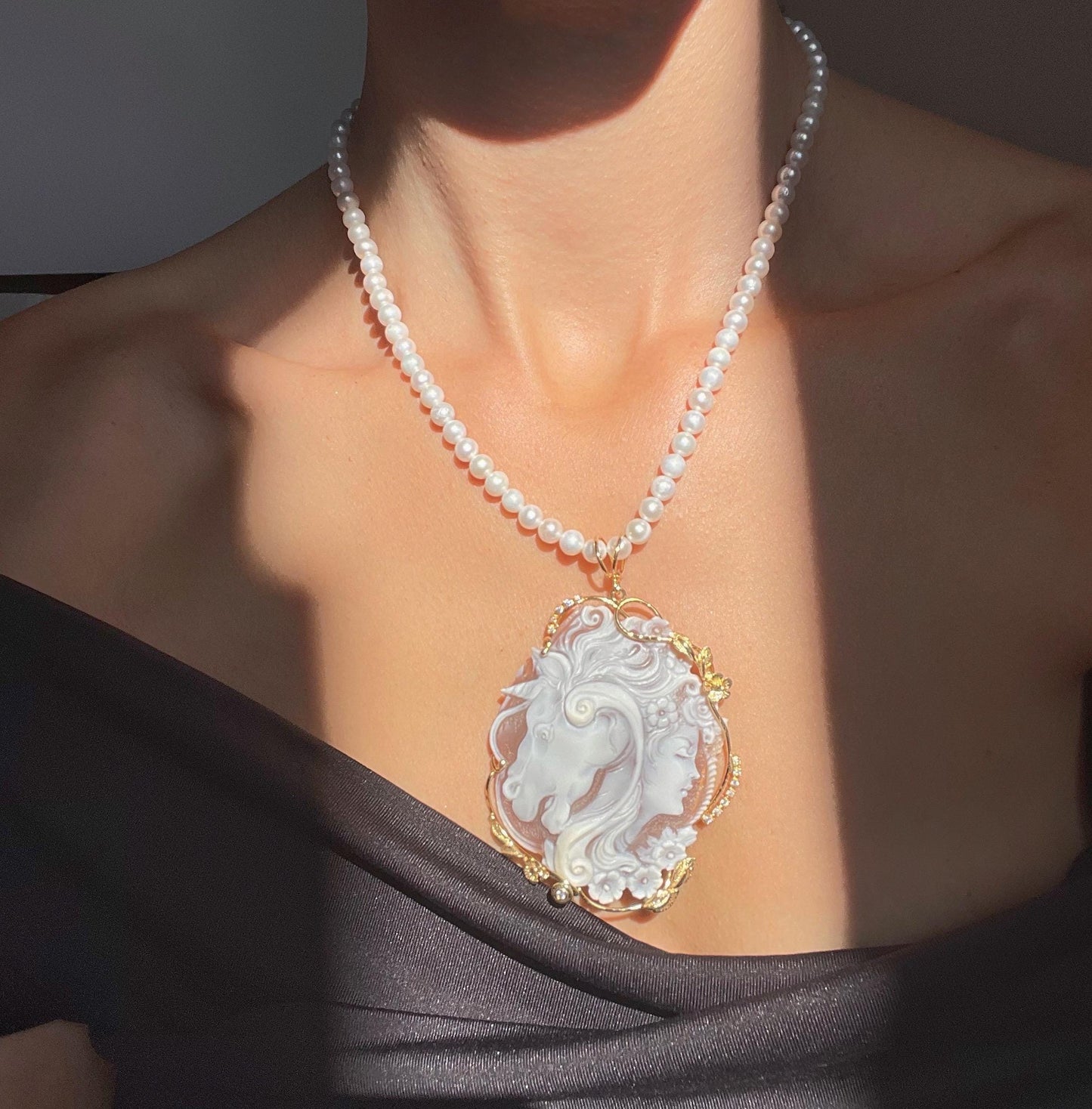 Genuine cameo necklace, Unicorn pendant, made in Italy, silver sterling 925, personalised gift for her, horse lover, horse necklace keepsake