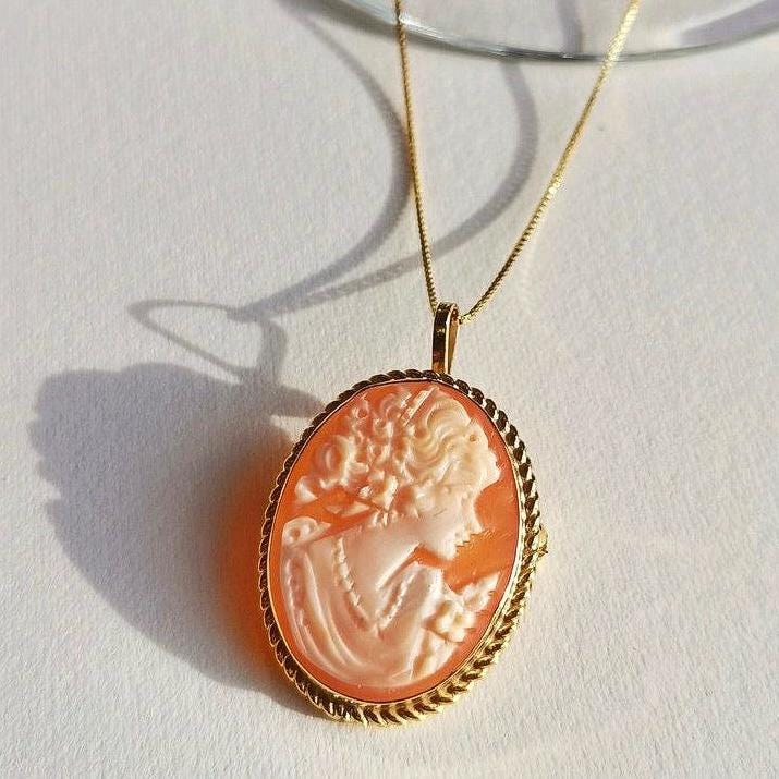 Petit cameo necklace
