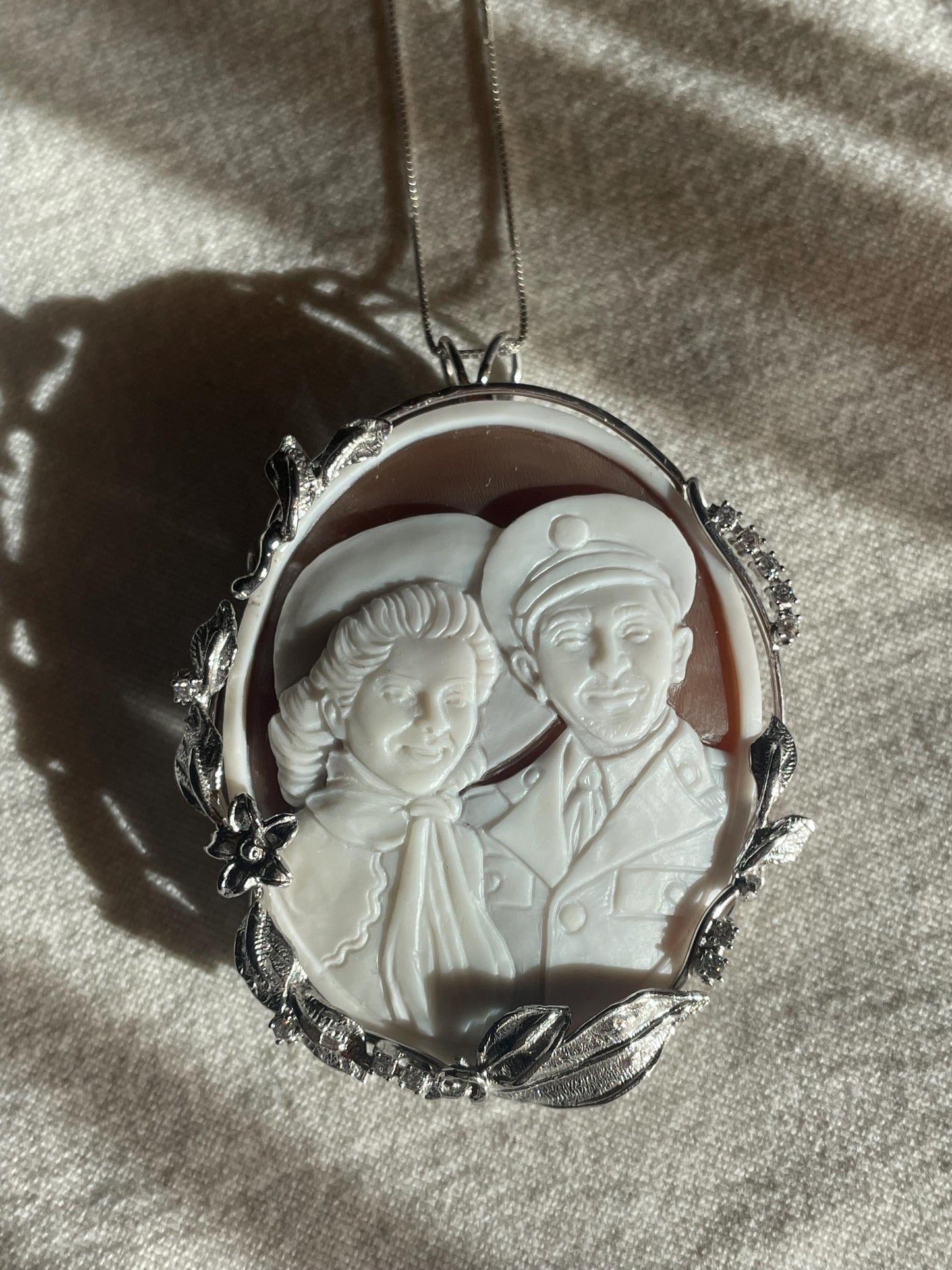 Personalised cameo, bride and groom, portrait cameo, bride gift, anniversary, cameo necklace, custom necklace, personalised handmade gift