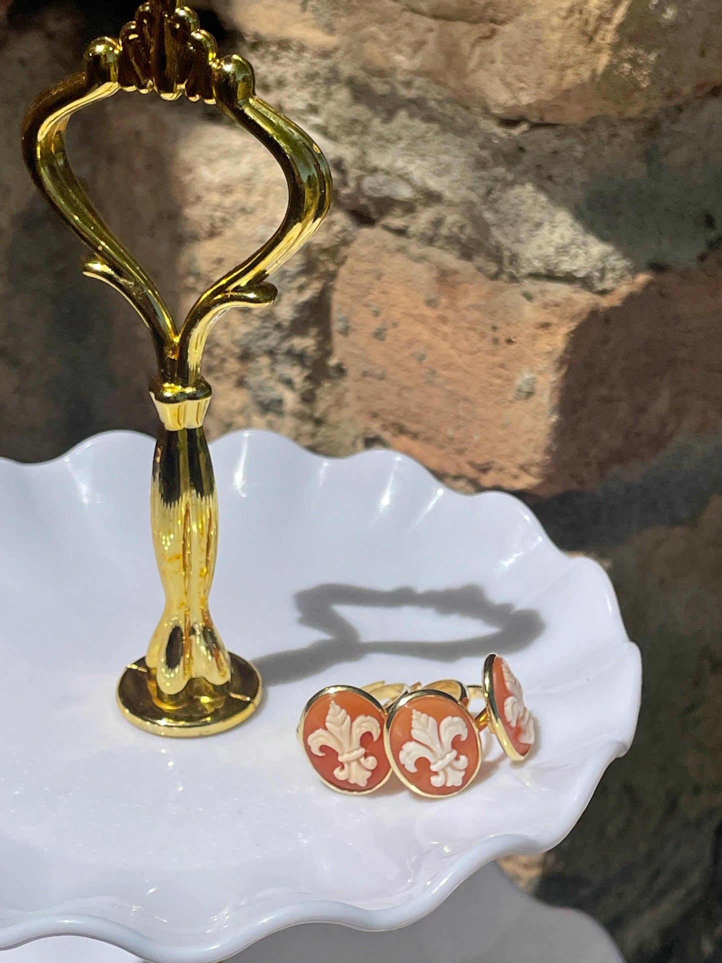 Fleur de Lis Cameo Ring -16mm-