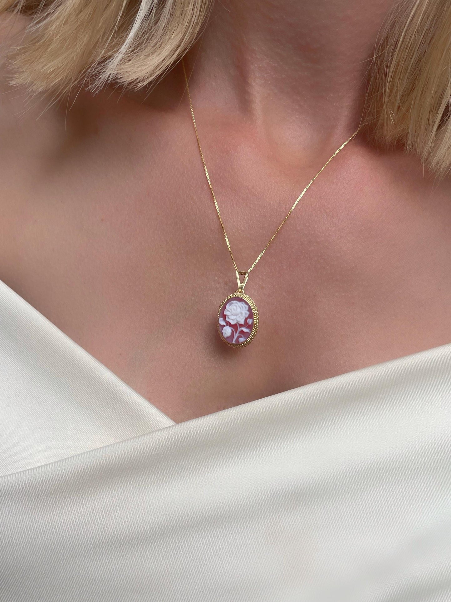 Red cameo rose necklace