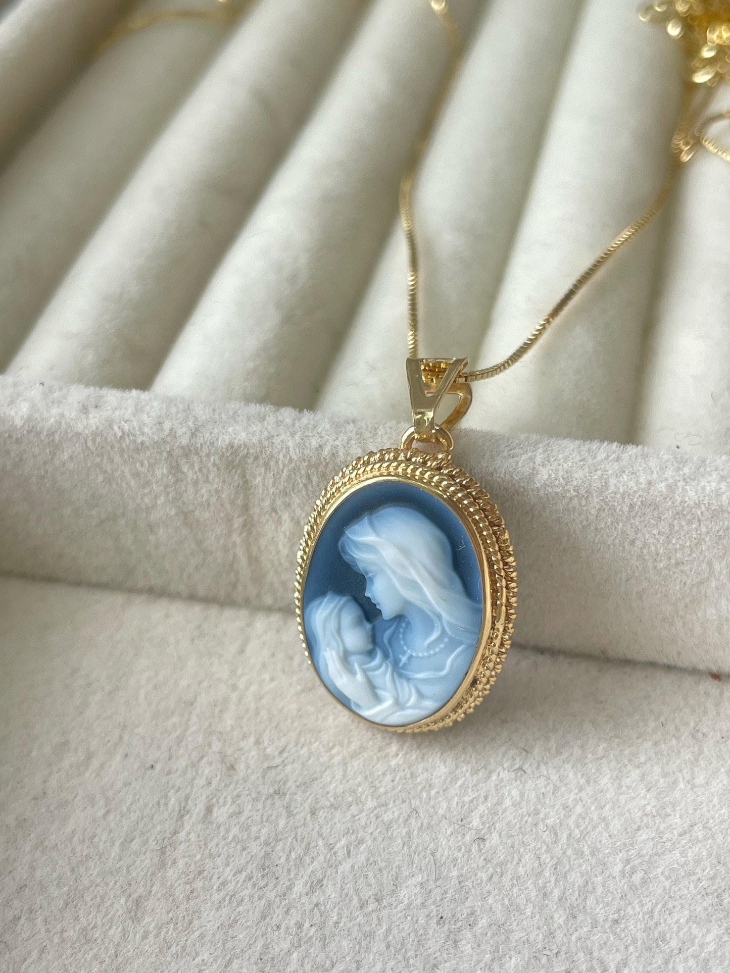 Mother & Child blue cameo necklace, 18k gold, silver sterling, made in Italy, gift for her, Virgin Mary, cameo necklace, jesus necklace, mom
