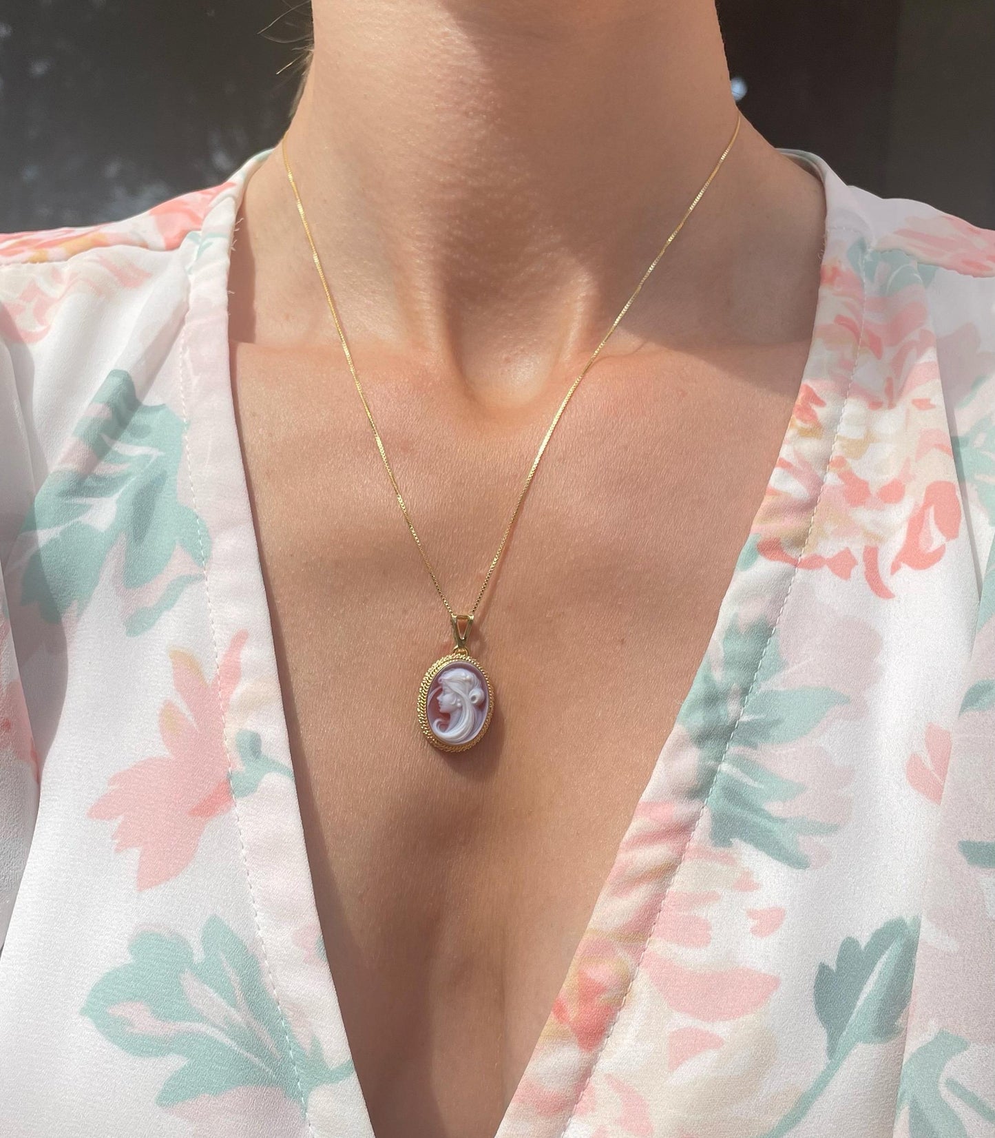 CHARMING LADY CAMEO