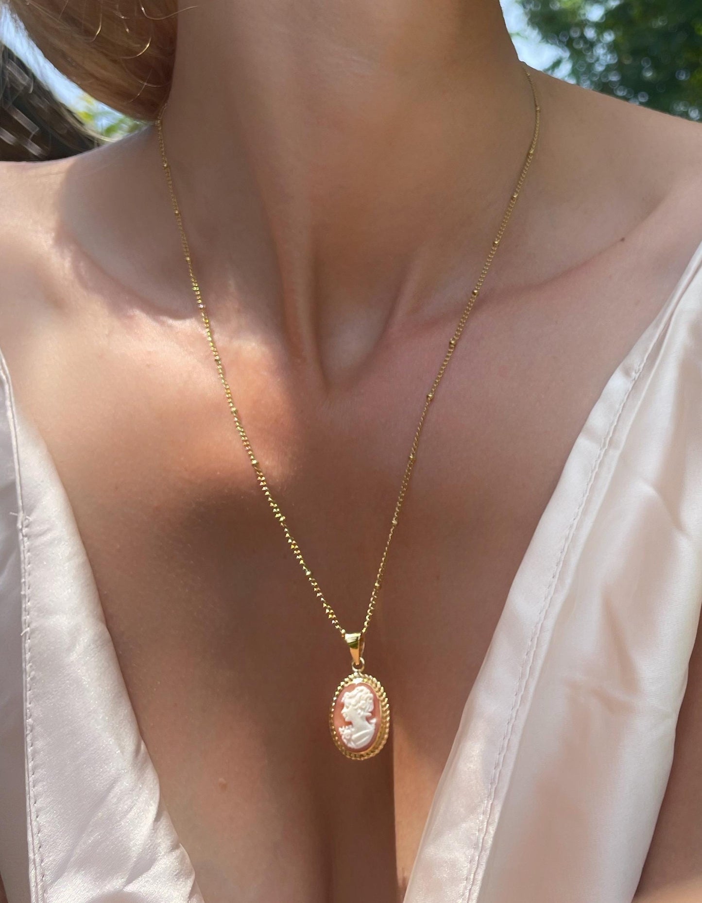 Petit cameo necklace