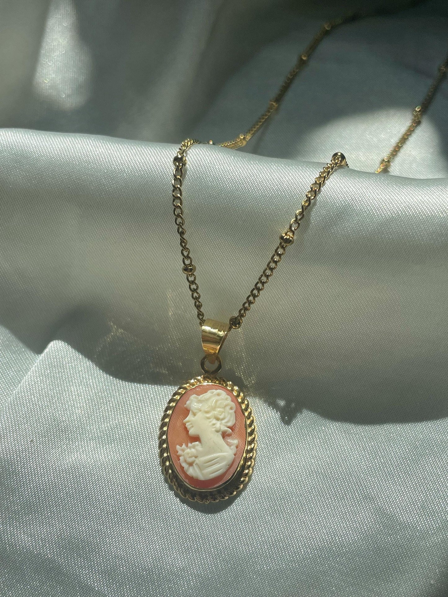 Petit cameo necklace