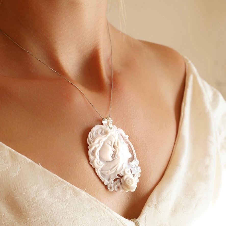 Cameo necklace, mother necklace, genuine sea shell cameo, made in Italy, personalised gift for her, wedding jewelry, bridal necklace, mom