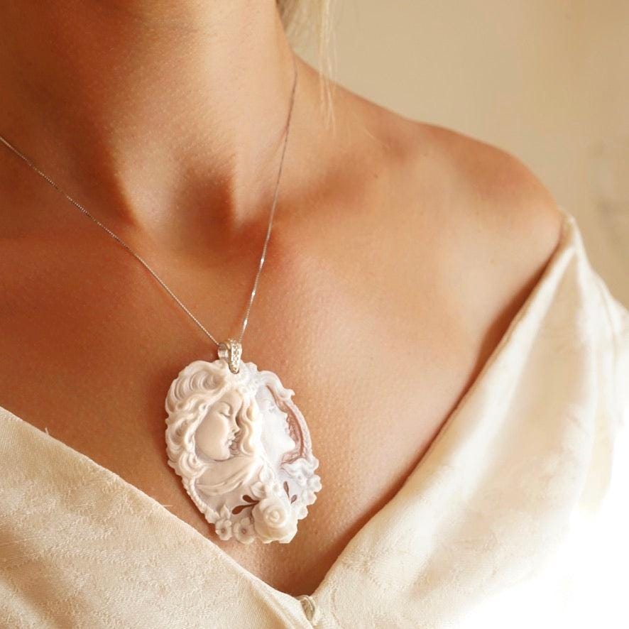 Cameo necklace, mother necklace, genuine sea shell cameo, made in Italy, personalised gift for her, wedding jewelry, bridal necklace, mom
