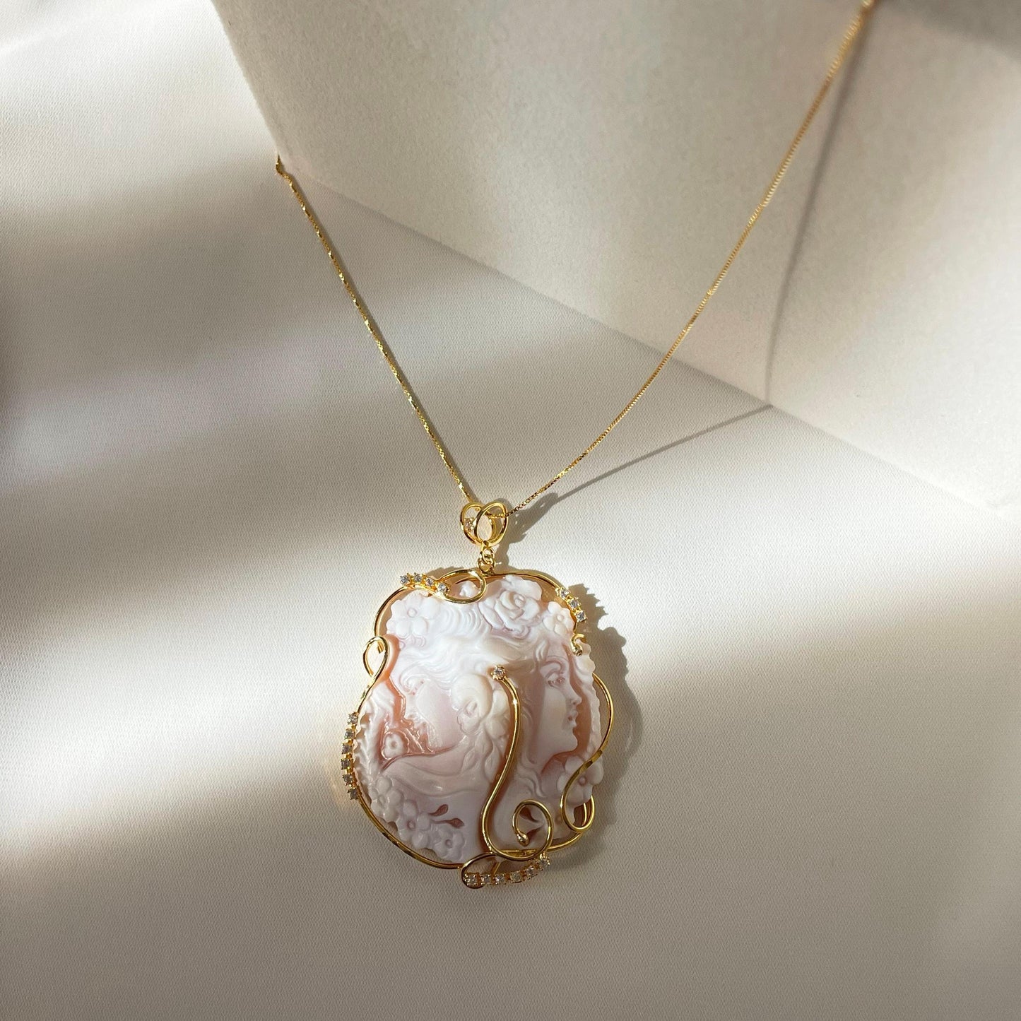 Cameo necklace, 18 karat gold jewelry, anniversary gift for her, wedding jewelry, free shipping, custom cameo, personalised, wedding fall