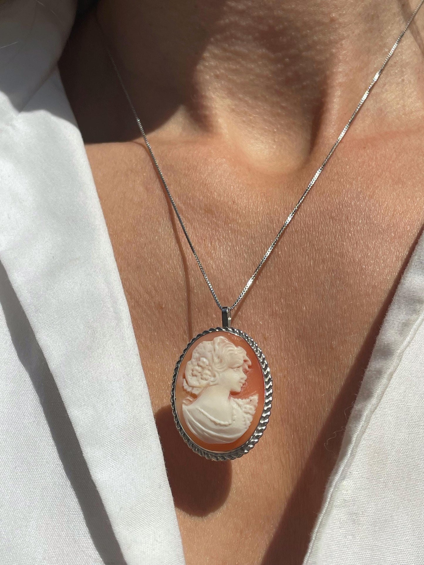 Vintage Cameo necklace, genuine cameo, handmade gift, sea shell cameo, pin brooch cameo, bridal jewelry, fall wedding, unique gift for her