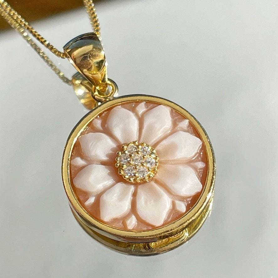 Cameo necklace, floral necklace, handmade gift, personalised gift, MADE IN ITALY, 18K gold minimalist necklace, free shipping, cameo jewelry