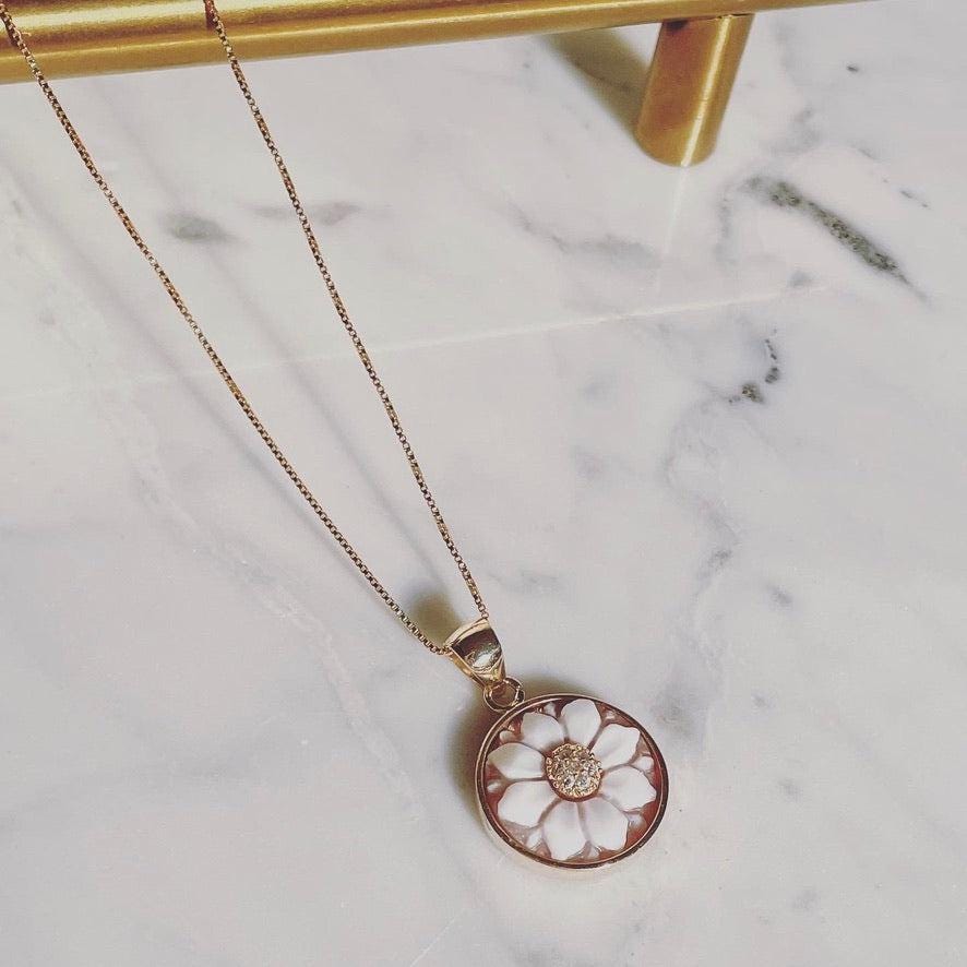 Cameo necklace, floral necklace, handmade gift, personalised gift, MADE IN ITALY, 18K gold minimalist necklace, free shipping, cameo jewelry