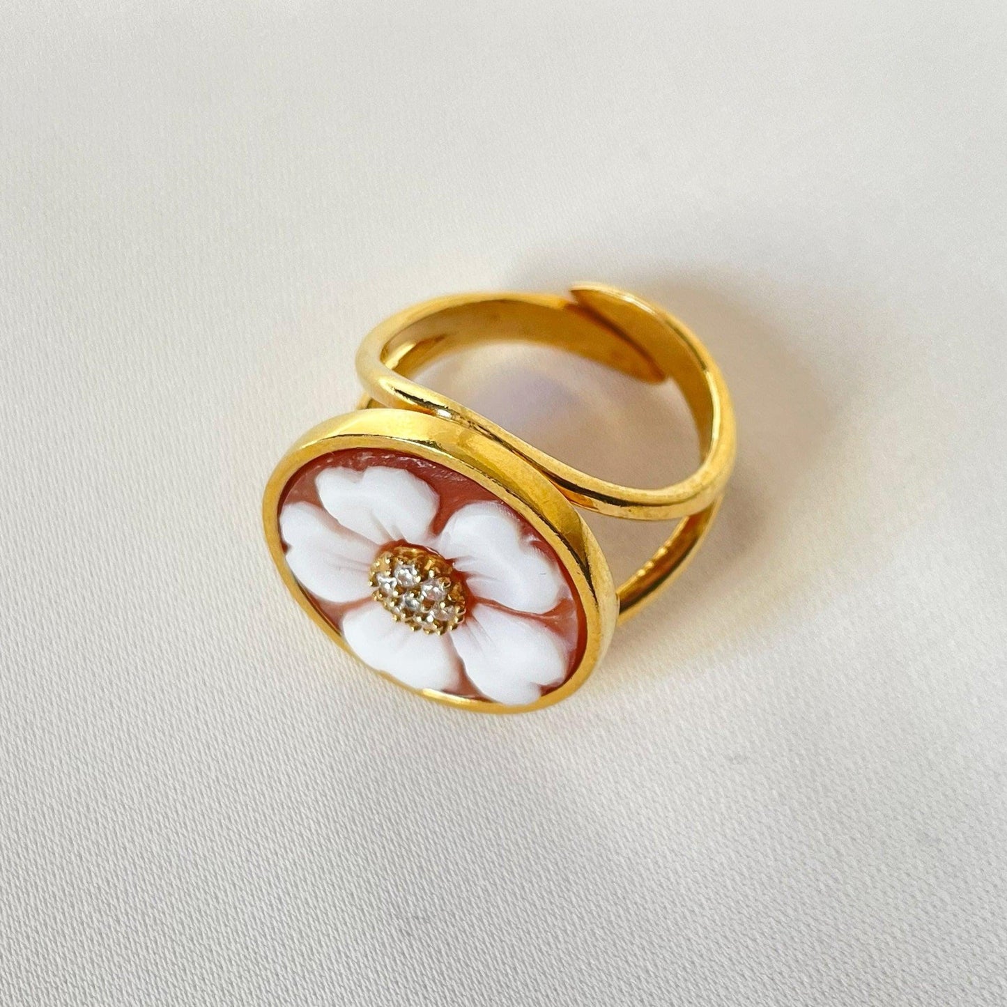 Handmade cameo adjustable ring, 18K golden ring, made in Italy, gift for her, wedding anniversary gift, silver sterling 925, custom jewelry