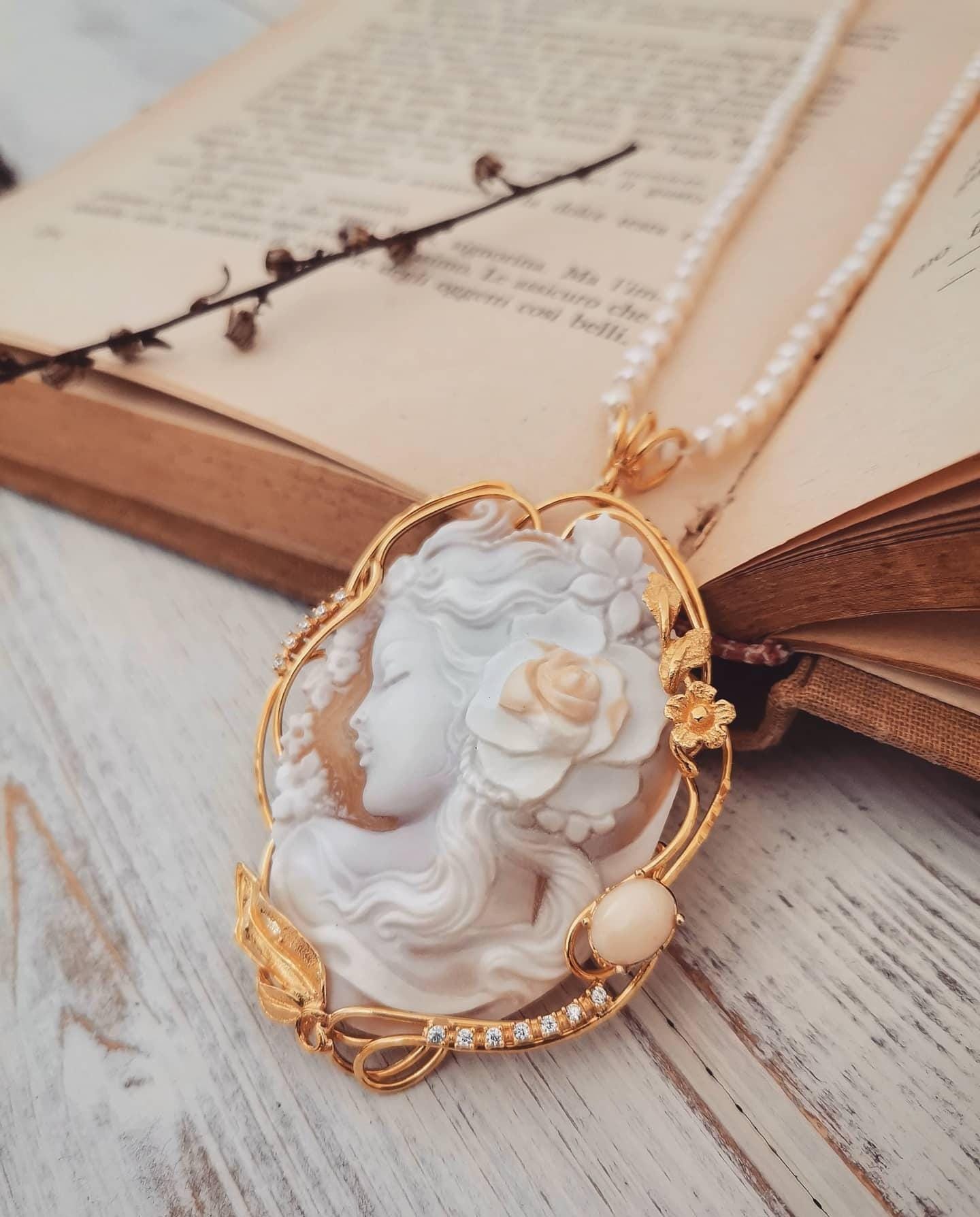 Genuine cameo necklace, medallion pendant, made in Italy, silver sterling 925, personalised gift for her, bridal, wedding jewelry, coral