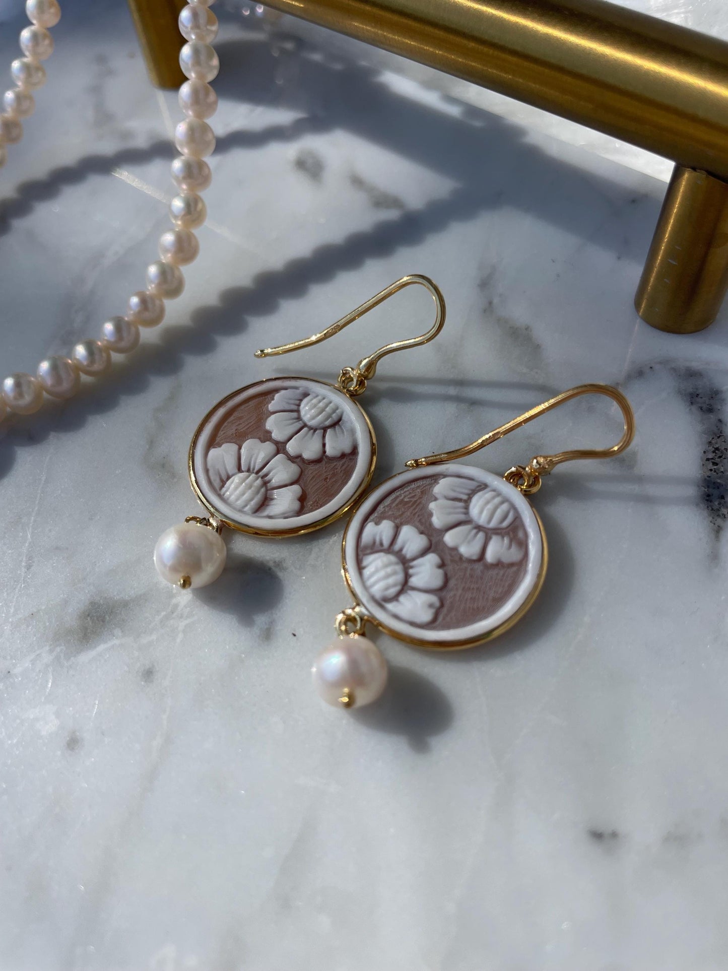 Floral cameo set, freshwater pearls, personalised gift for her, bridal necklace, wedding, dainty necklace, jewelry set, cameo jewelry, mom