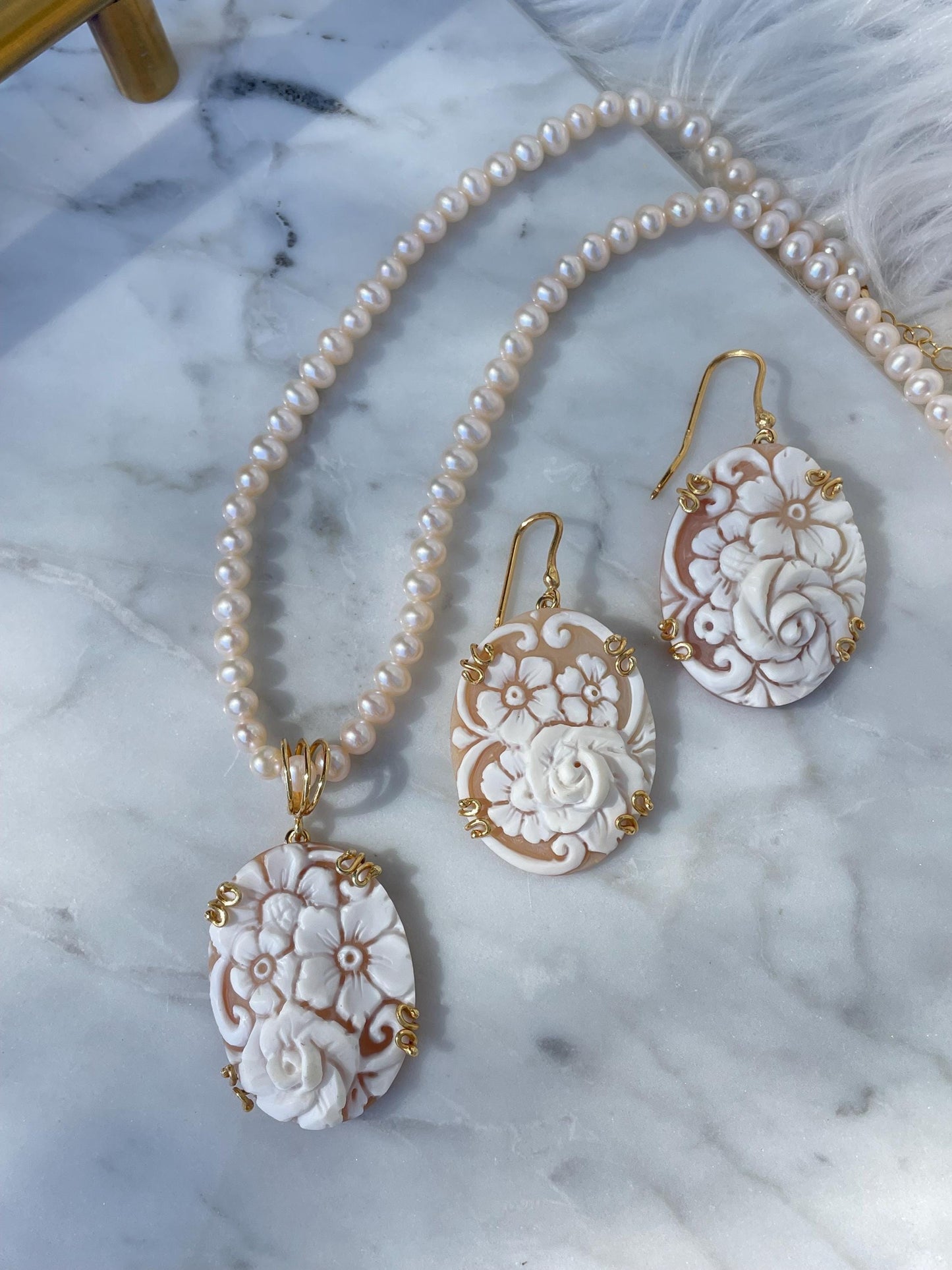 Floral cameo set, freshwater pearls necklace, personalised gift for her, bridal necklace, wedding, genuine Italian cameo, dainty necklace