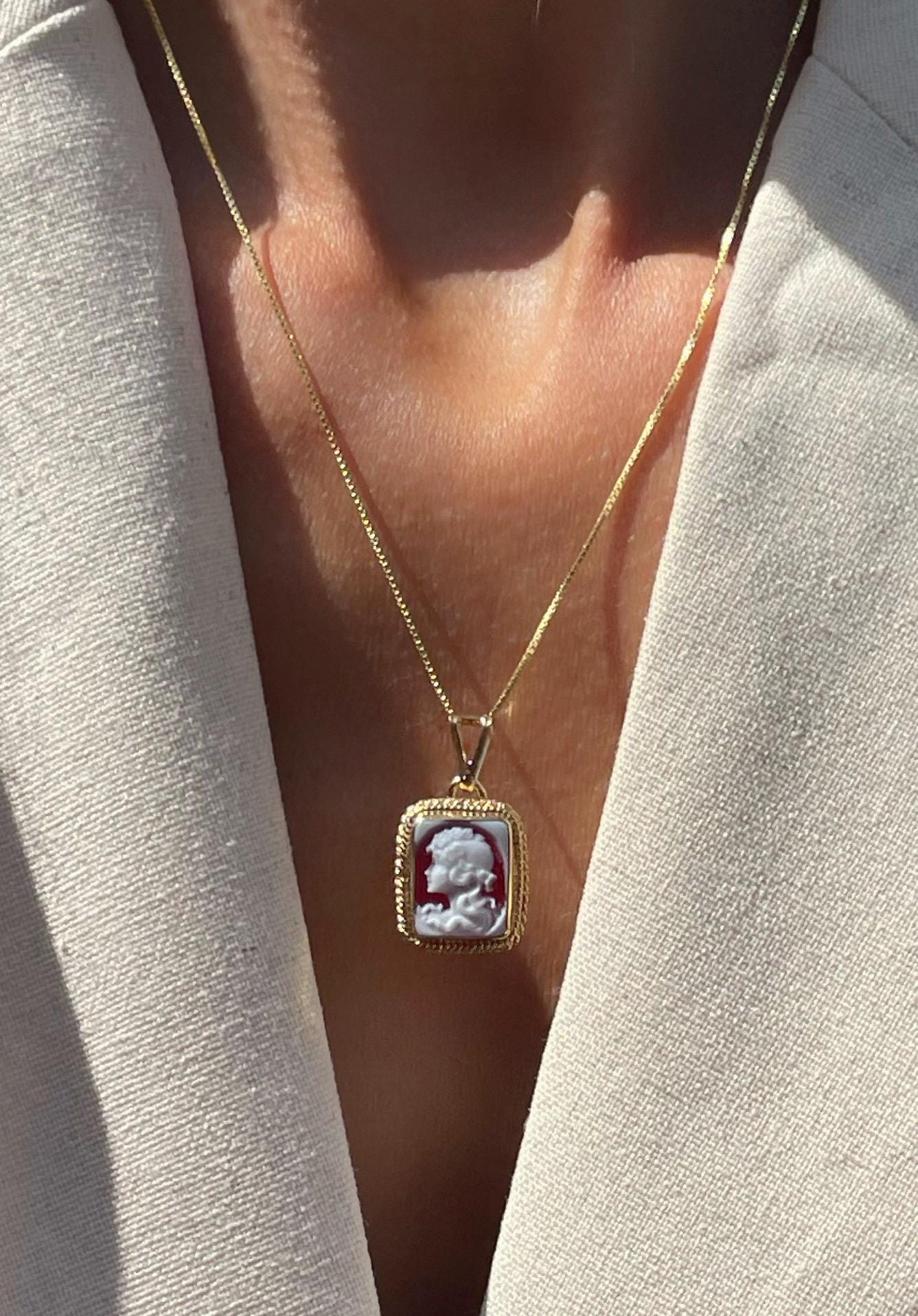 Square classic cameo necklace