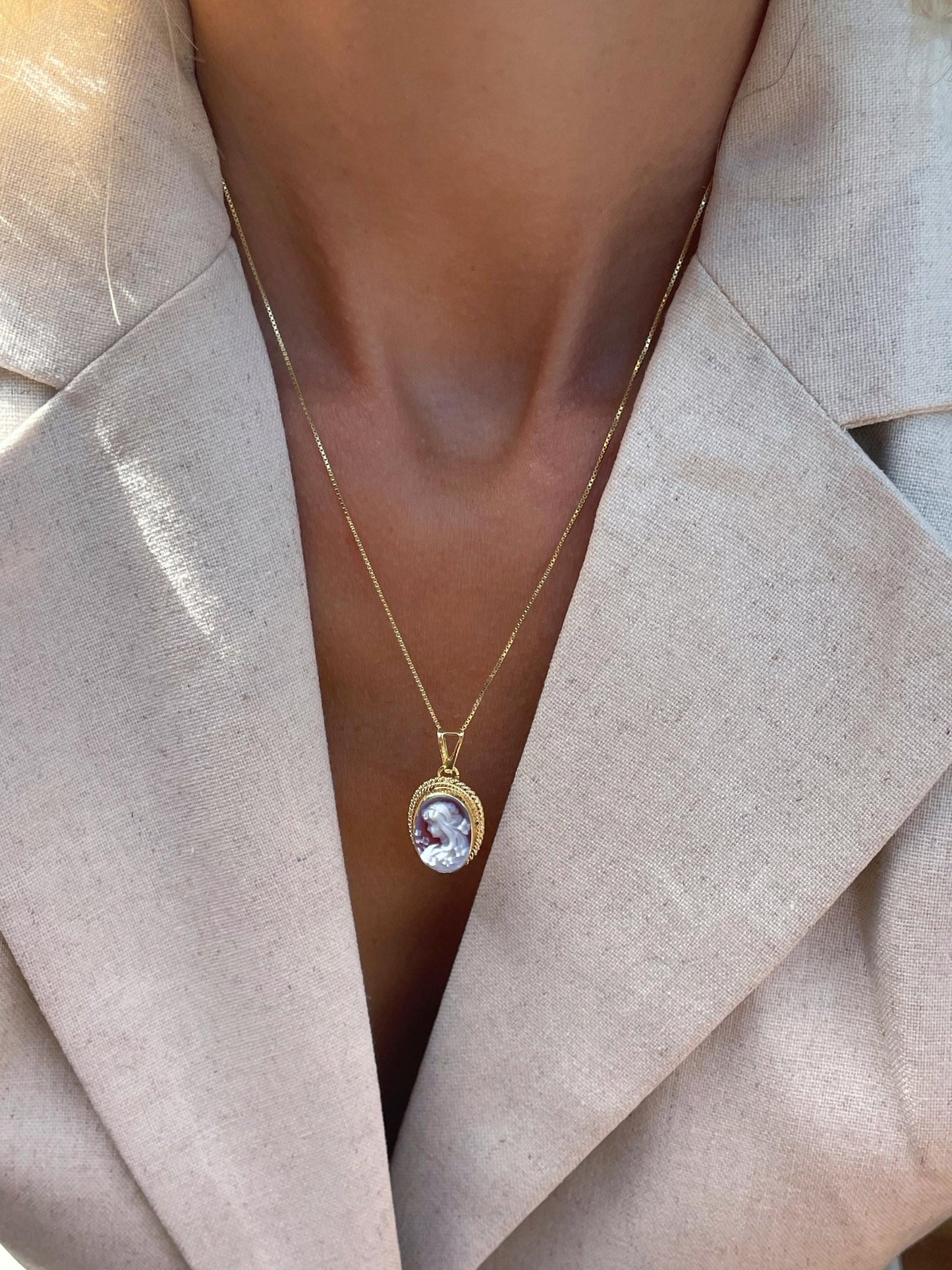 Lady cameo necklace, 18k gold, square cameo necklace, mom gift, silver sterling 925, made in Italy, antique cameo, rare vintage find, dainty