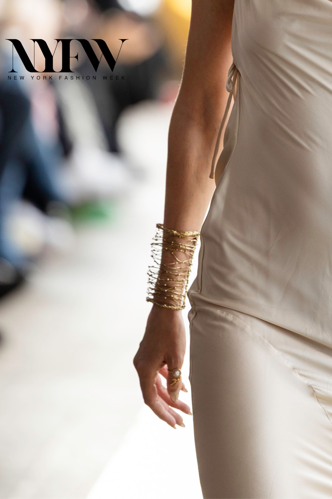 Gold Wrap Cameo Ring