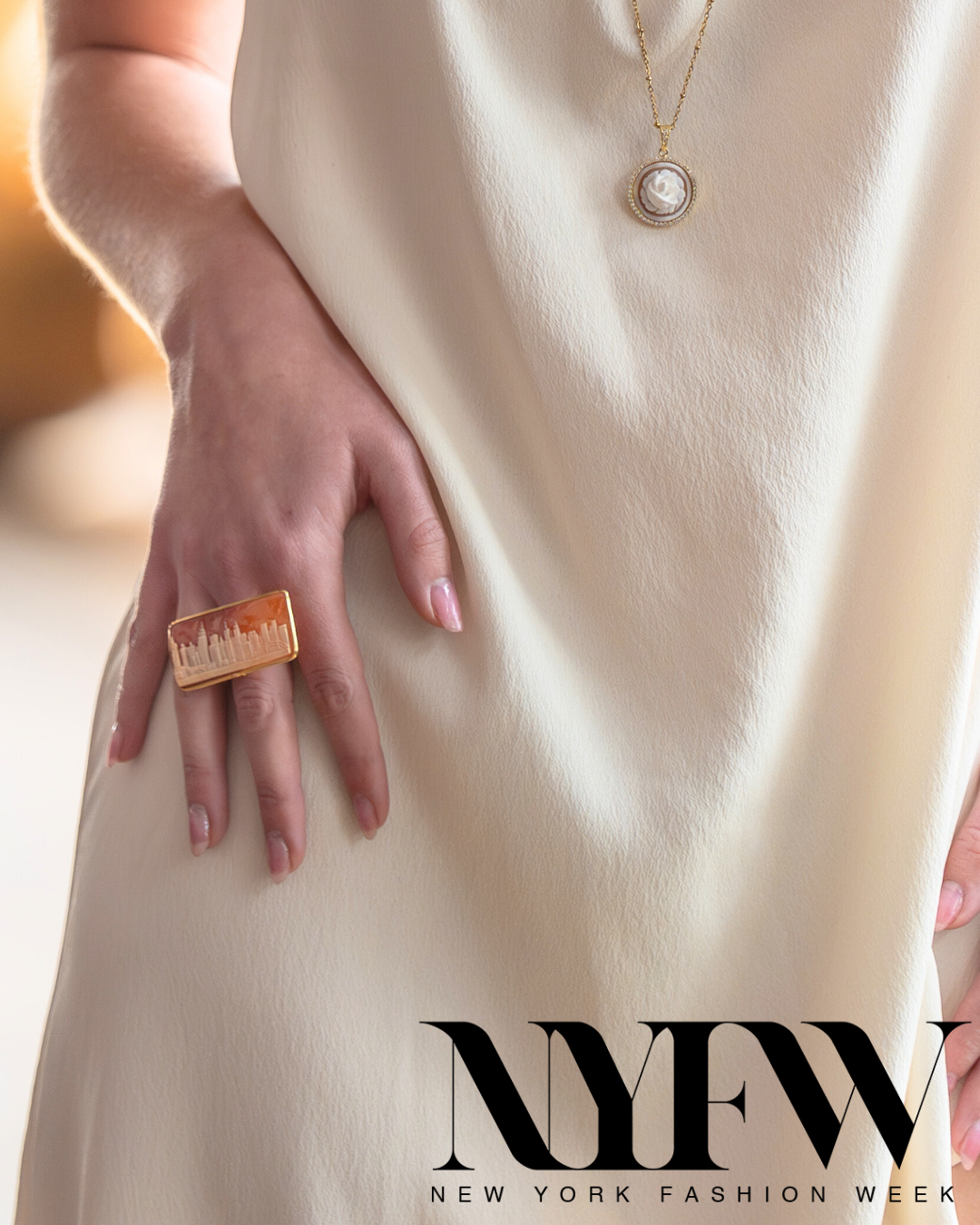 New York City cameo ring