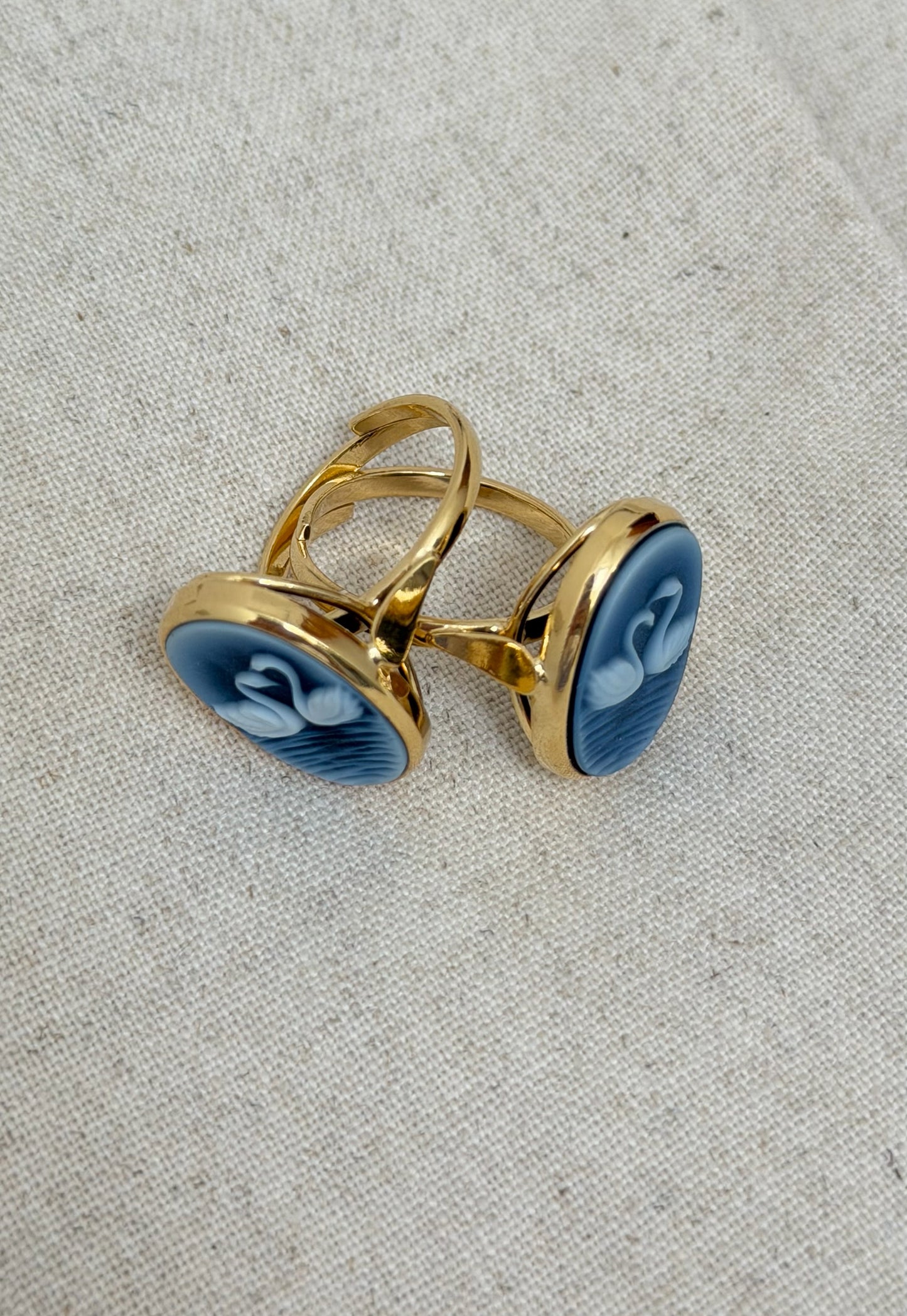 Blue Cameo Swan Ring