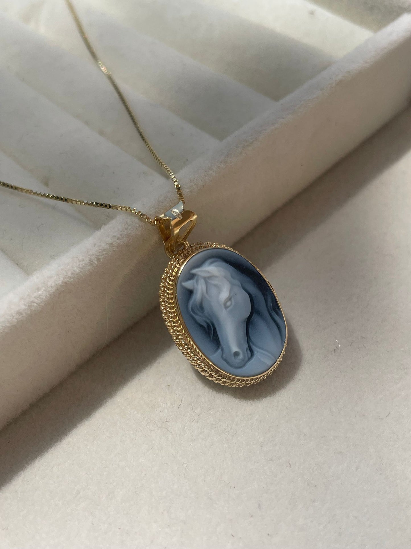 Horse cameo necklace - blue