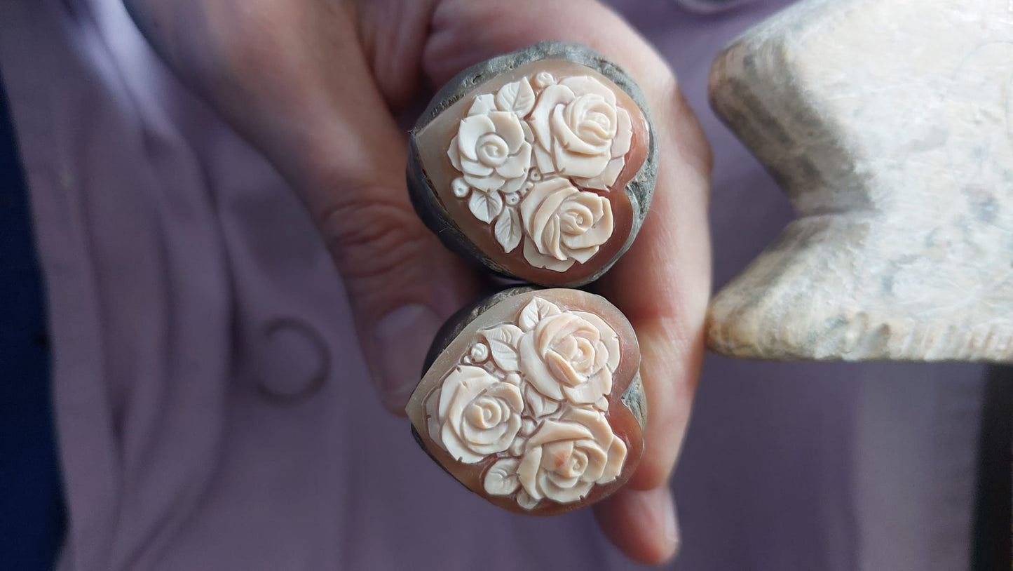 Heart cameo necklace