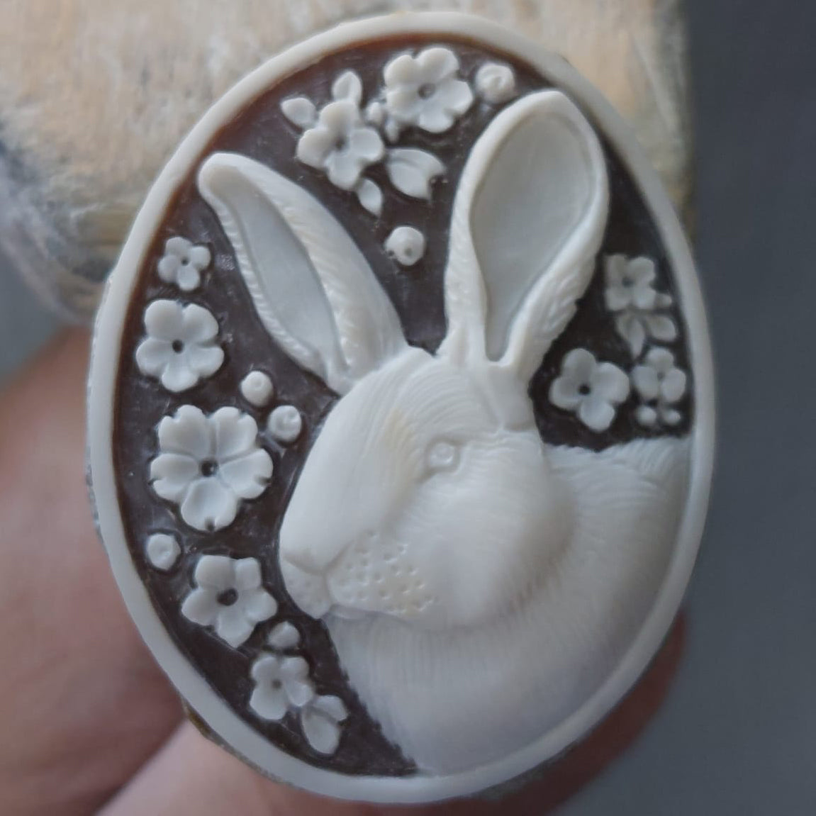 PERSONALISE YOUR CAMEO - COUPLES
