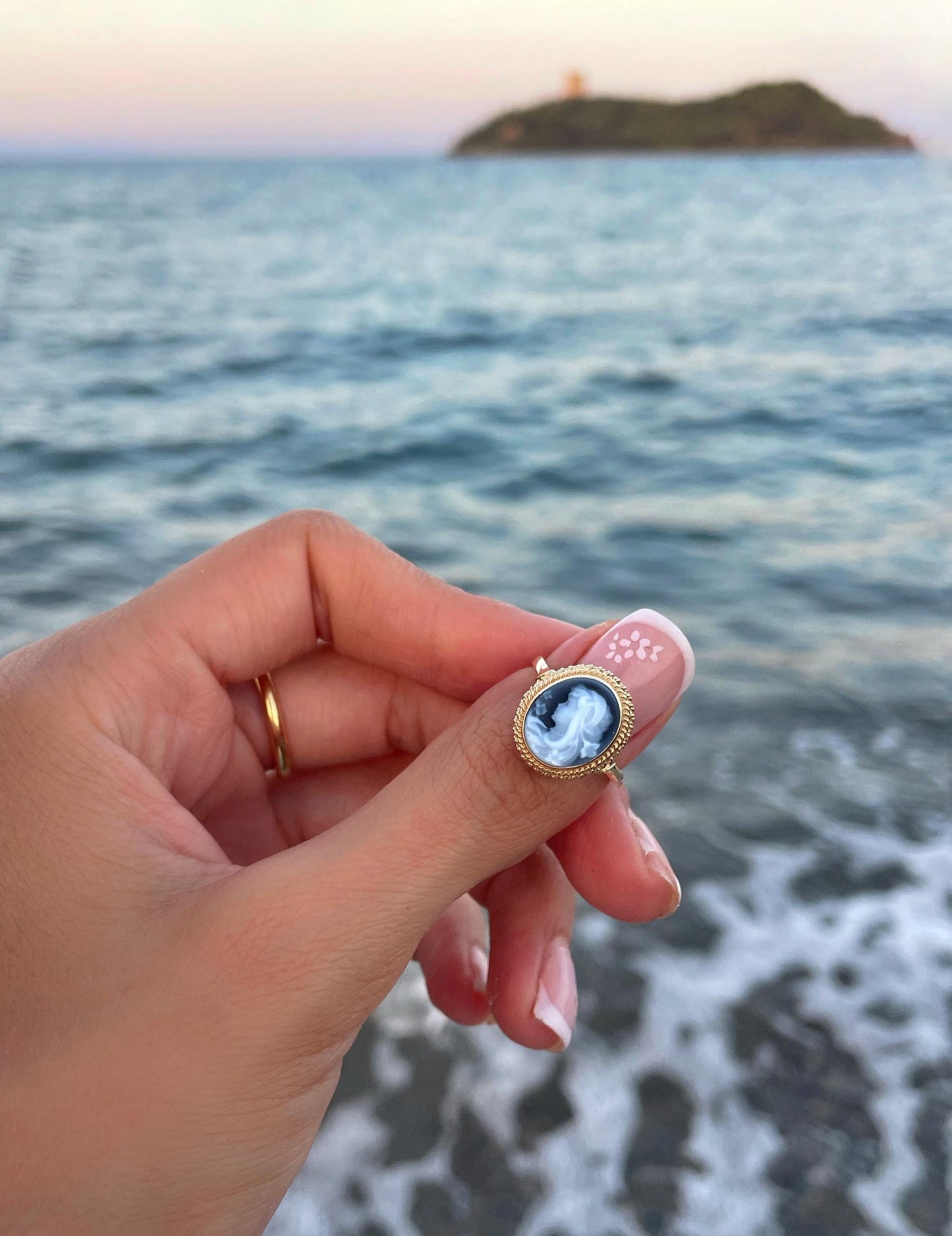 Blue cameo adjustable ring, 18k gold ring silver sterling 925, gift for her, made in Italy, bridal jewelry, gold cameo ring, mother gift