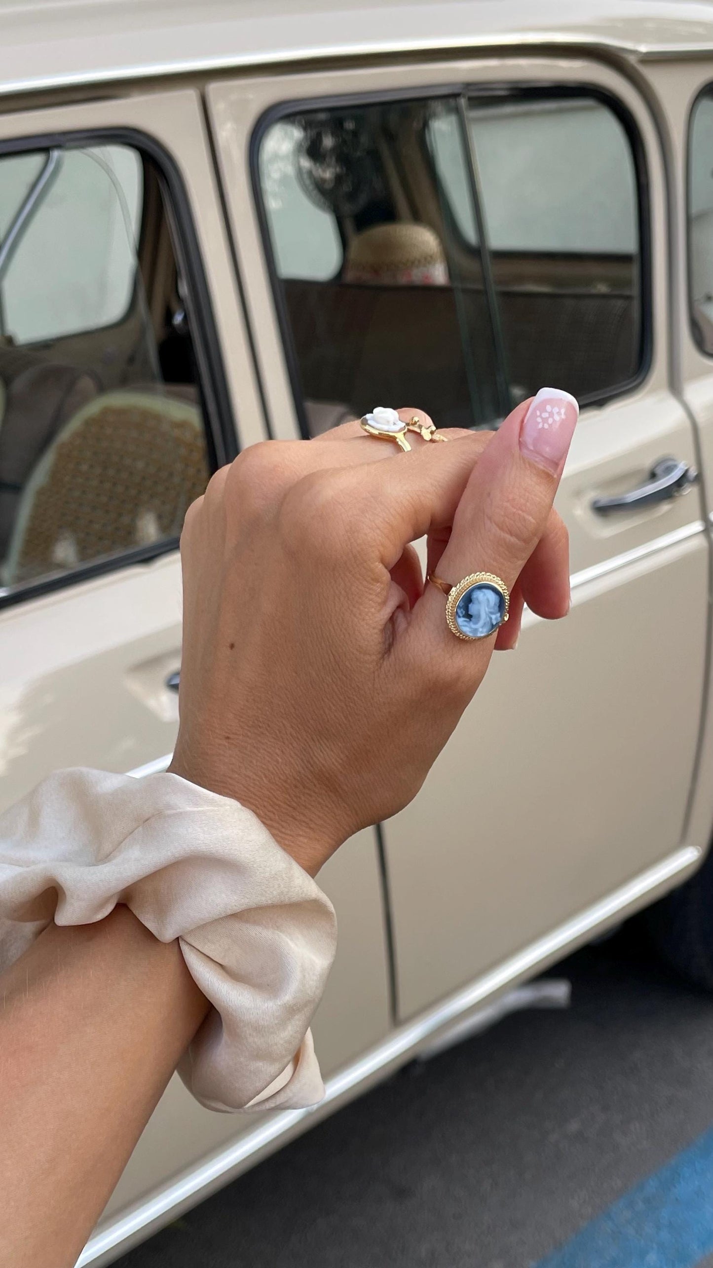 Blue cameo adjustable ring, 18k gold ring silver sterling 925, gift for her, made in Italy, bridal jewelry, gold cameo ring, mother gift