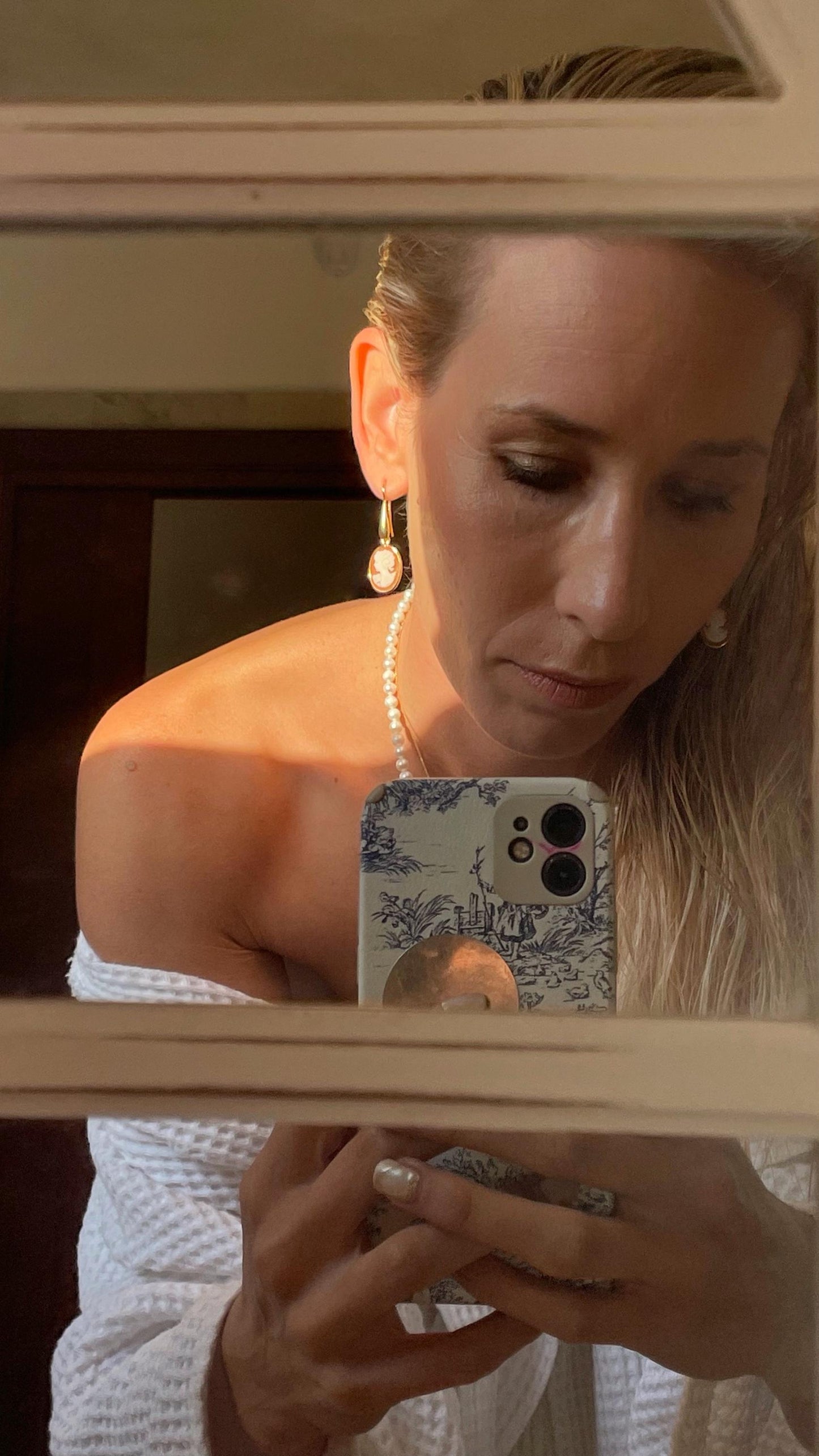 18K CAMEO DROP EARRINGS