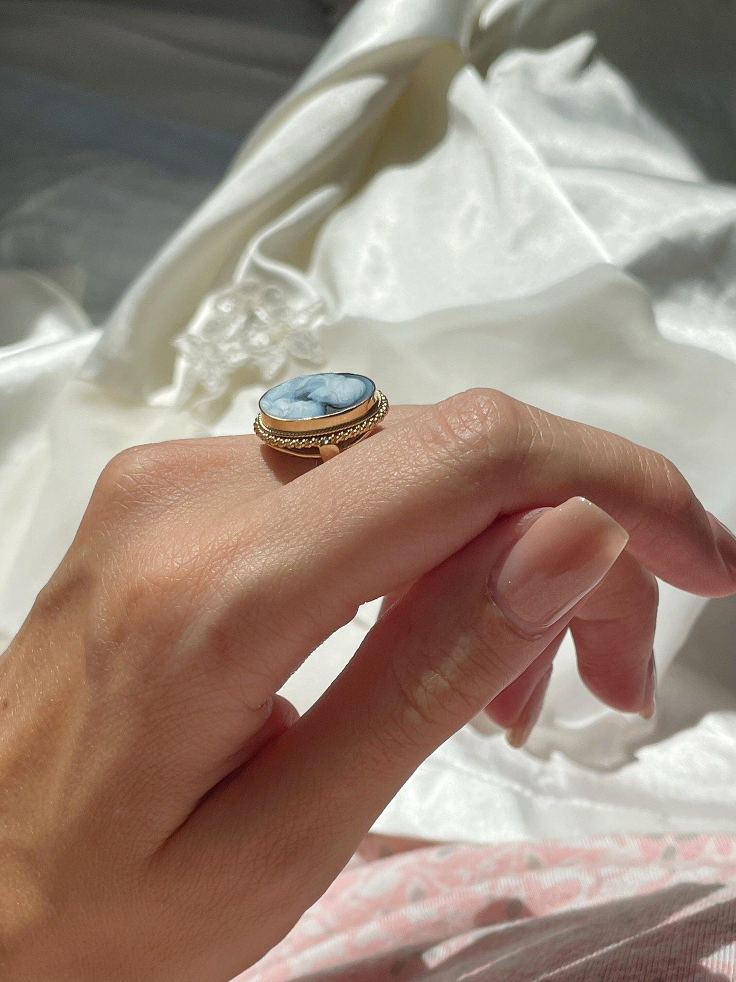 Blue cameo adjustable ring, 18kt gold ring, mother and child, gift for her, made in Italy, Jesus and Mary, baby Jesus ring, Virgin Mary, mom