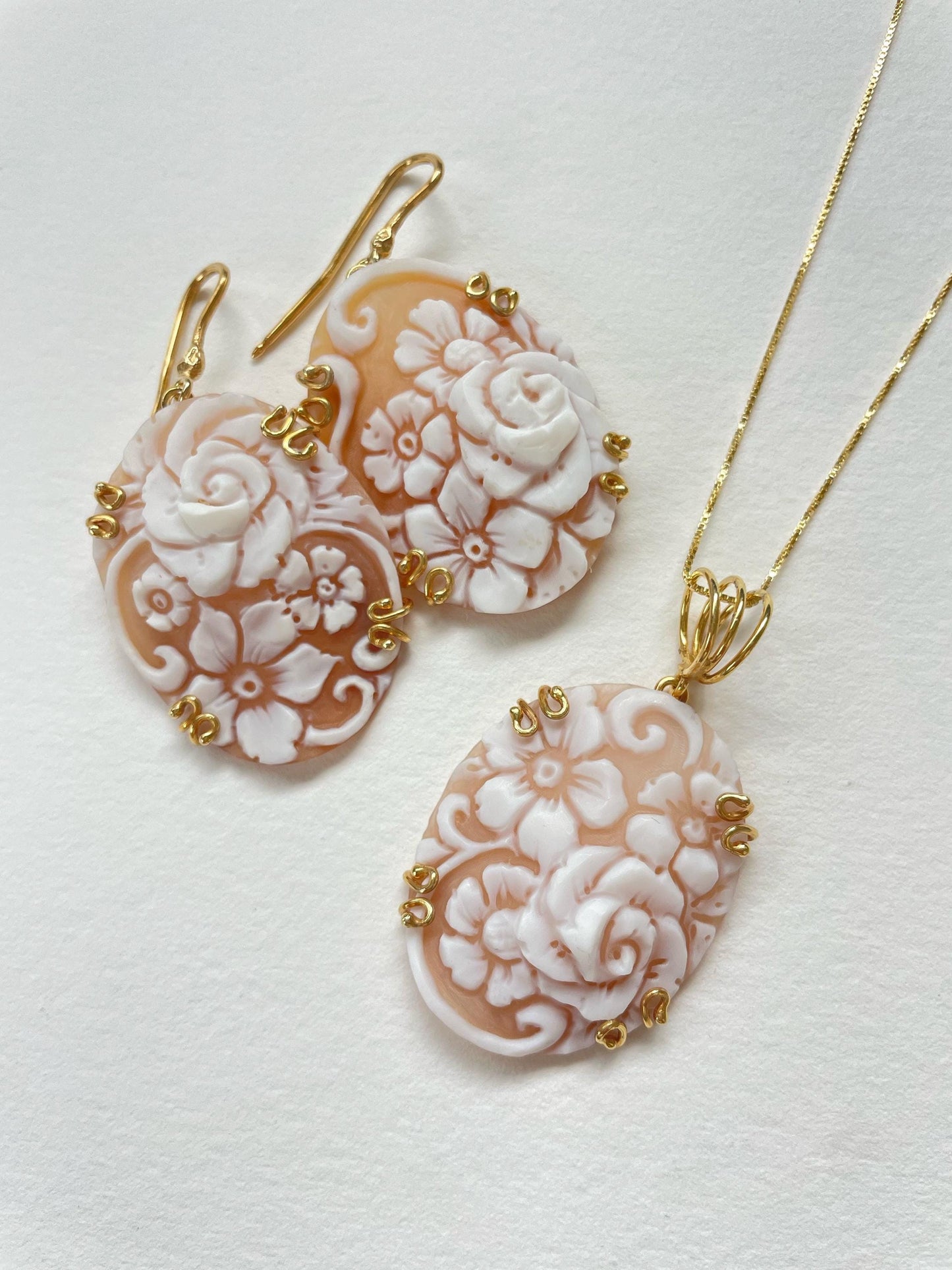 Floral Rose Cameo Necklace
