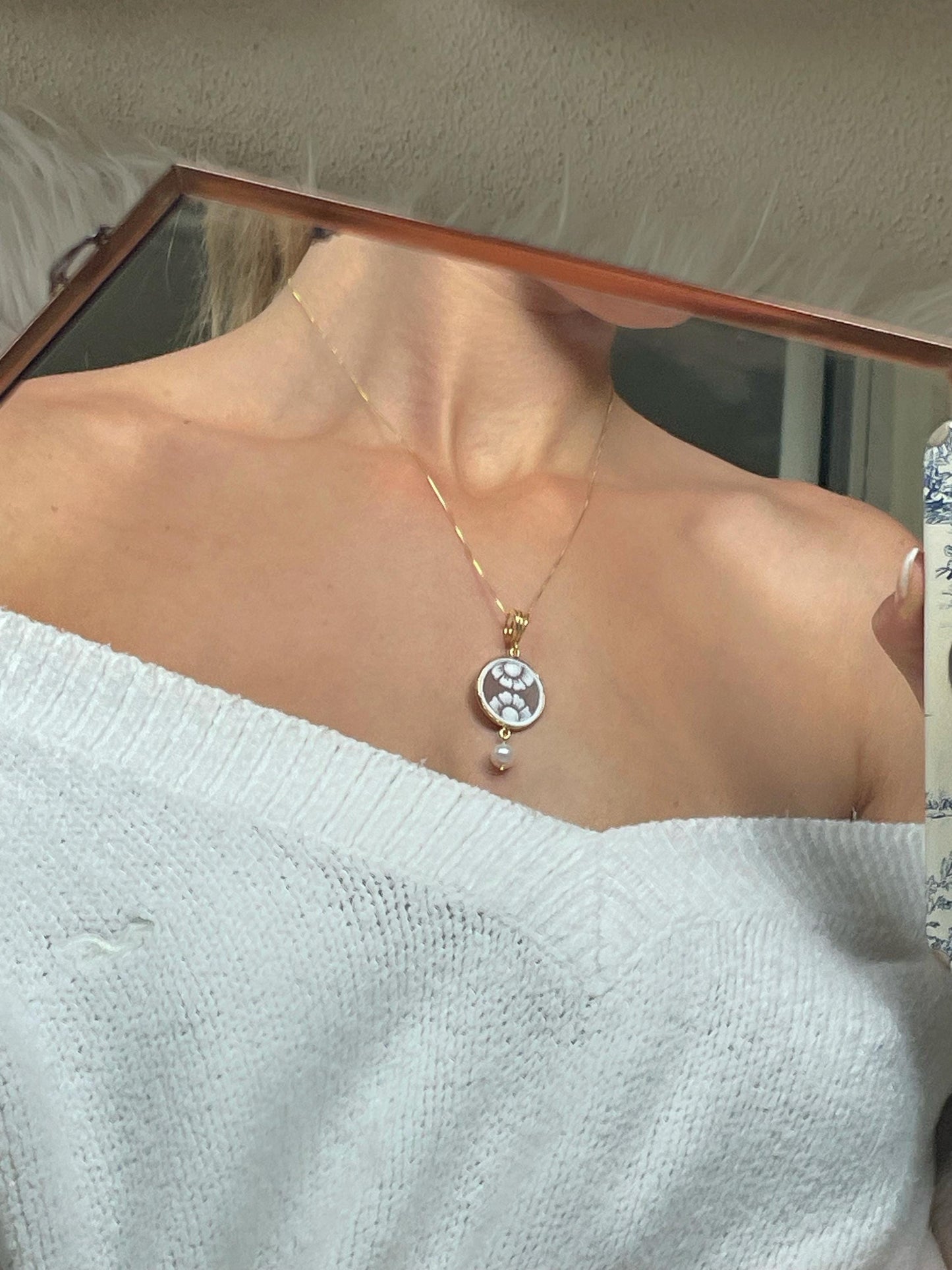 Dainty Floral Pendant