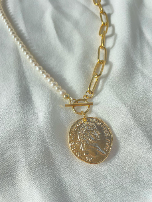 Aurelius Necklace - Pearl & Link Chain