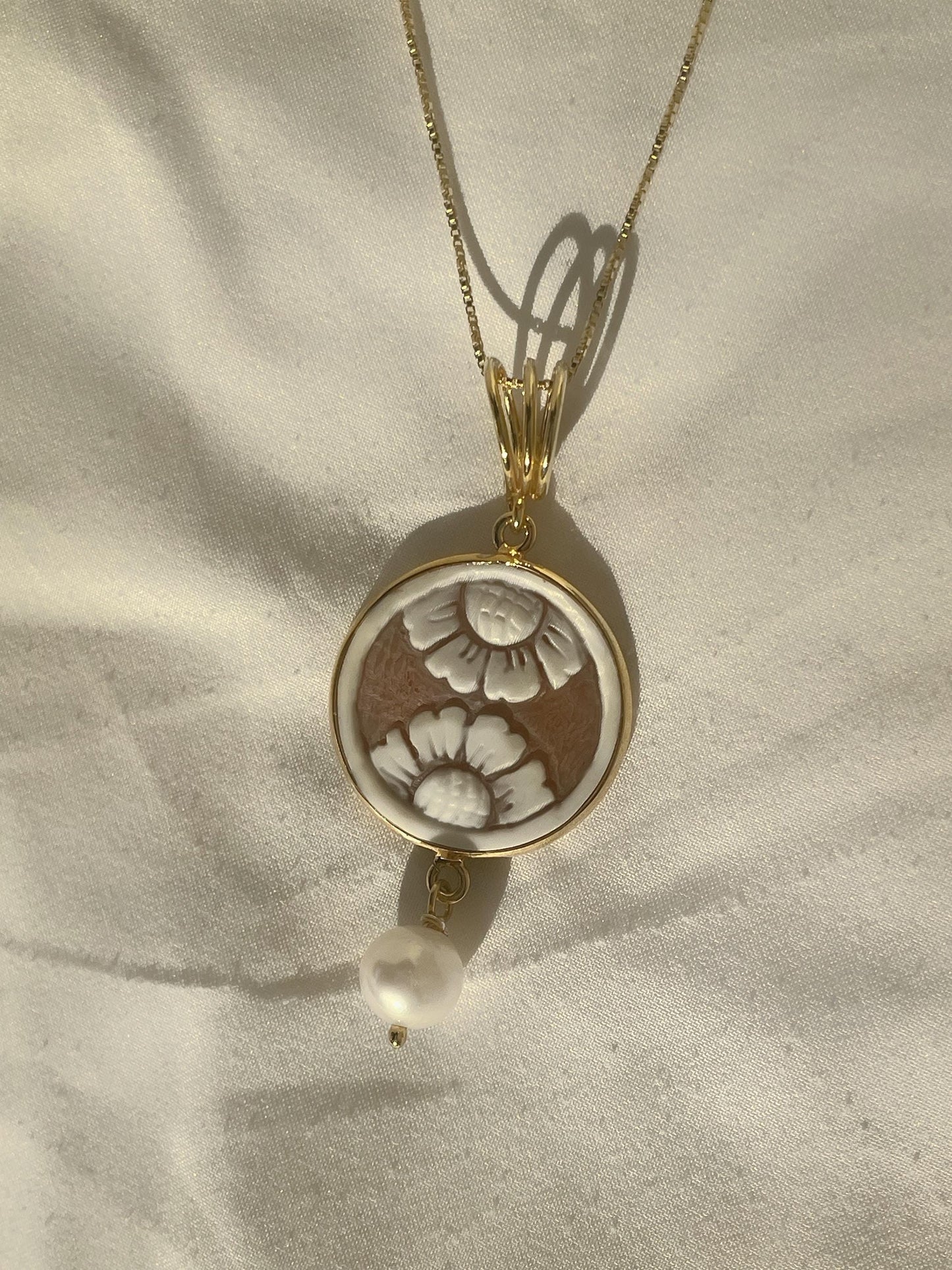 Dainty Floral Pendant