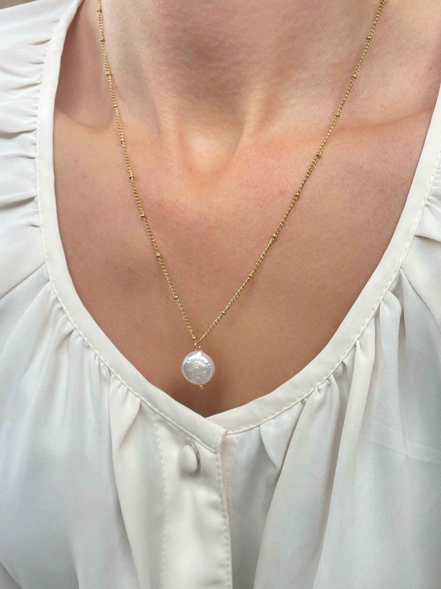 CUSTOM NAME NECKLACE & PEARL