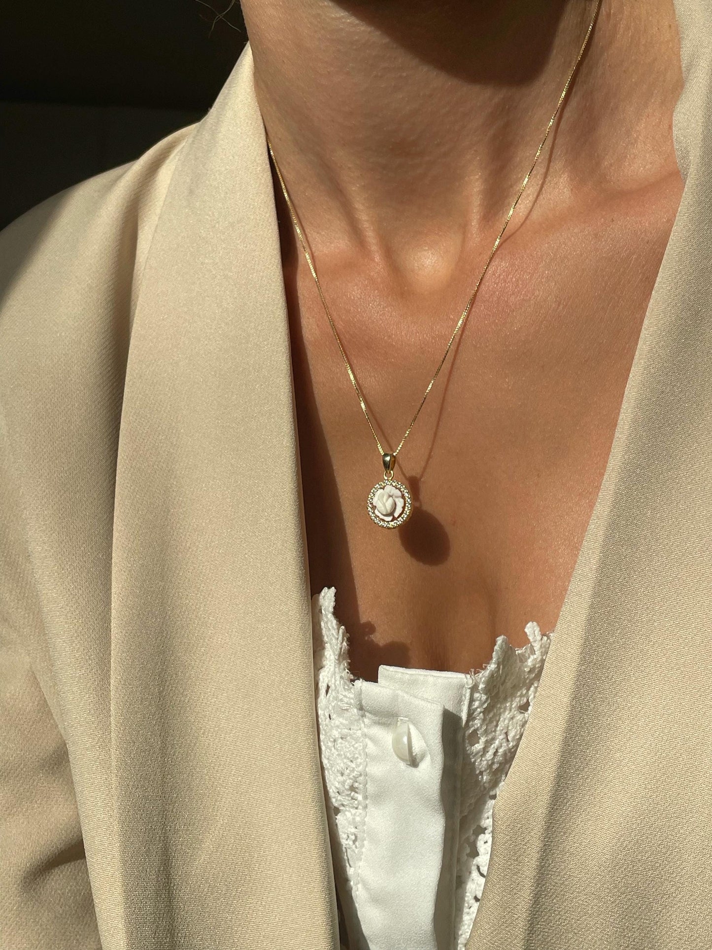 CUSTOM NAME PENDANT & ROSE CAMEO