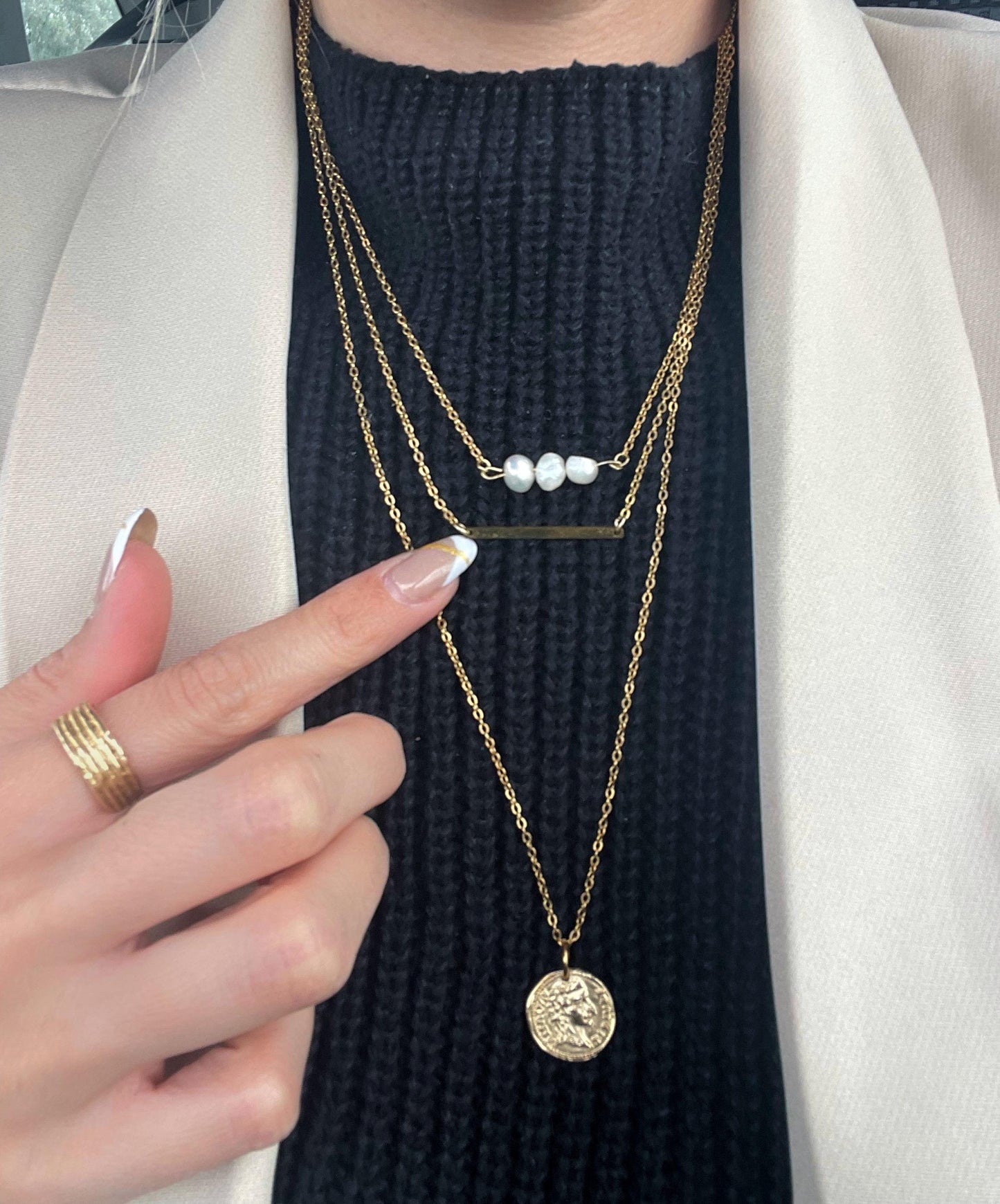 Dainty layered necklace set