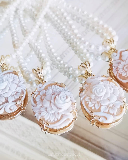 Cameo necklace, freshwater pearl necklace, handmade custom necklace for mom, gift for her, anniversary gift, 18k golden necklace, mom gift