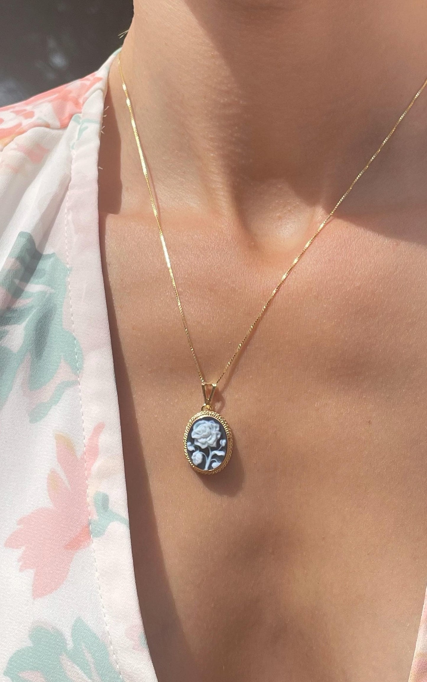 Red cameo rose necklace
