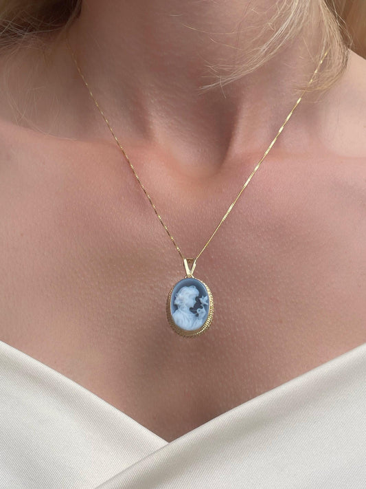 SARI NECKLACE -LADY & BIRD-
