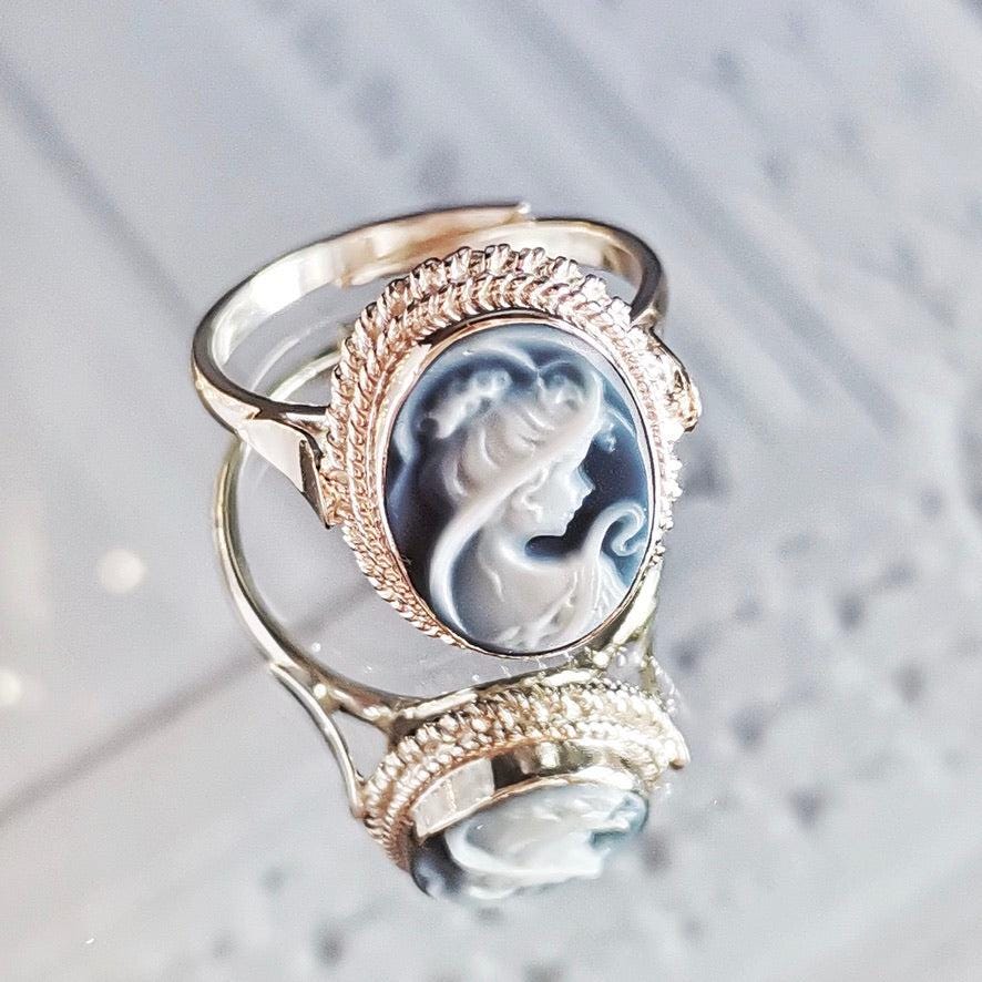Blue cameo ring, adjustable band, silver sterling 925, gift for her, made in Italy, genuine Italian, cameo victorian style, agate cameo ring