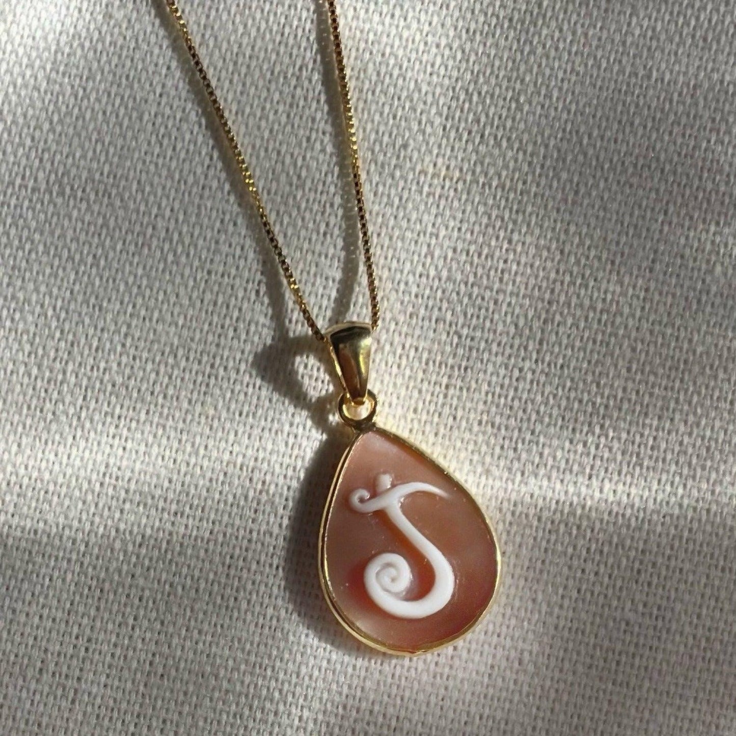 Letter J pendant, initials, cameo necklace, dainty, minimalistic golden necklace, shell cameo, minimalist jewelry, wedding gift, anniversary