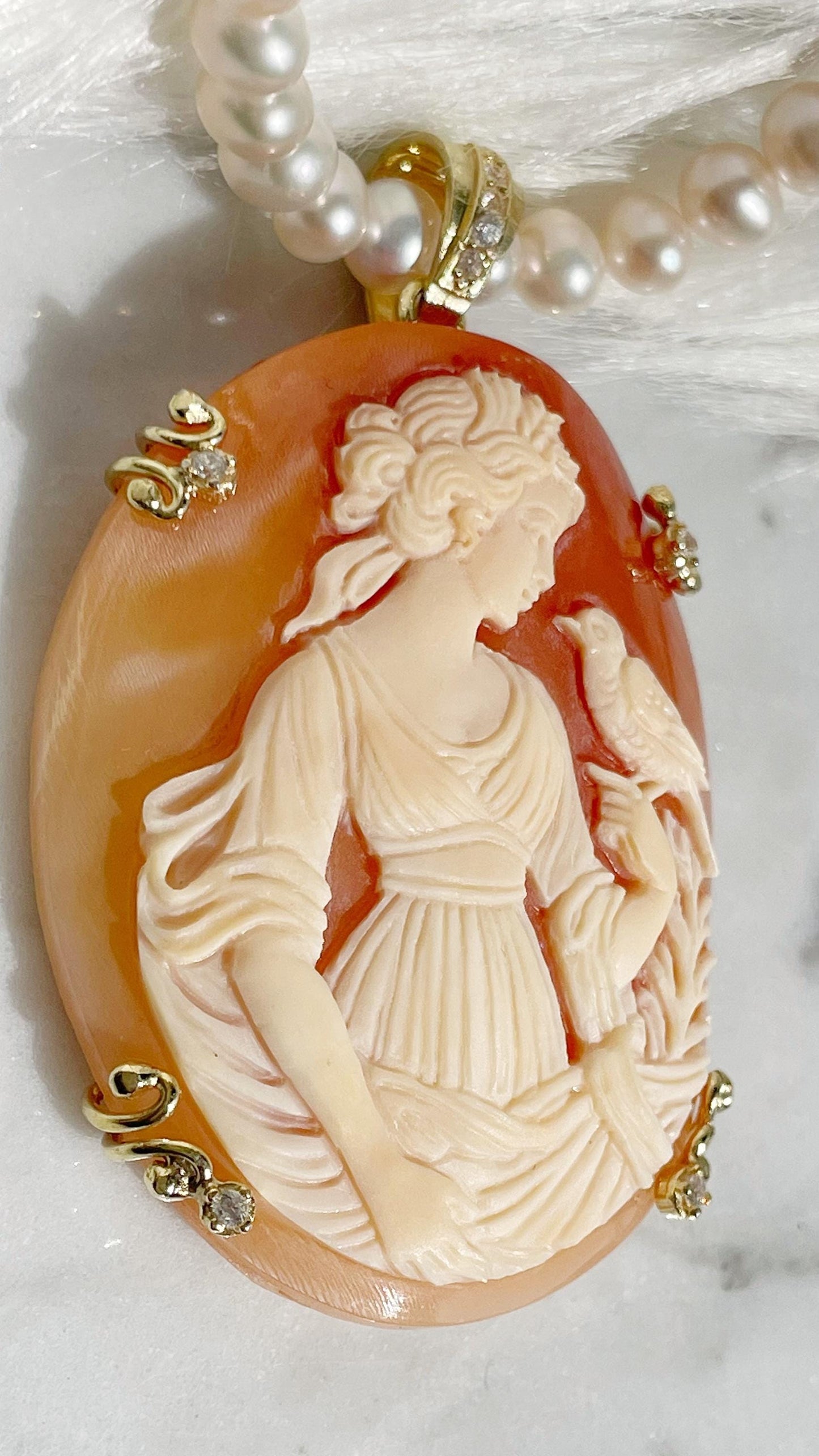 Lady and bird cameo necklace, personalised gift for her, bridal necklace, wedding, genuine Italian cameo, jewelry gift set, vintage cameo