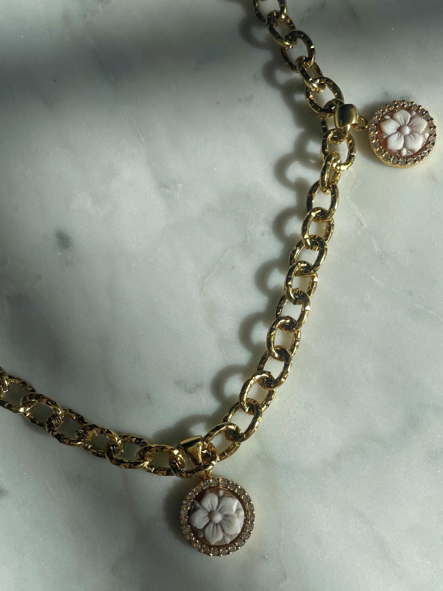 Choaker charm necklace, cable link chain necklace, flower cameo pendant, floral charm, 18k gold necklace, waterproof necklace, layered neckl