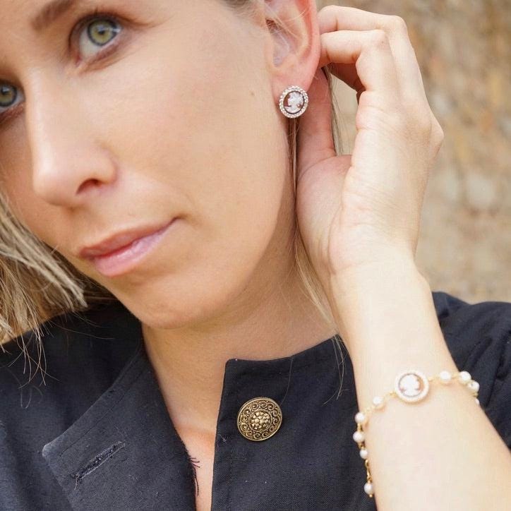 Handmade Cameo Earrings, 18K gold earrings, vintage earrings, anniversary wedding gift, made in Italy, minimalist earrings, stud earrings