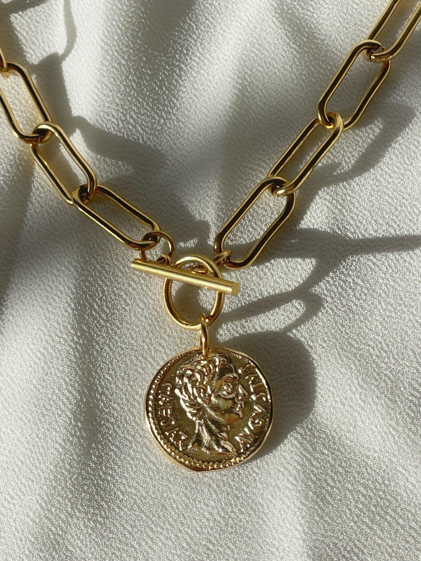 cable link chain necklace, pearl pendant, 18k gold necklace, waterproof golden necklace, link chain necklace, toggle clasp link chain, mom